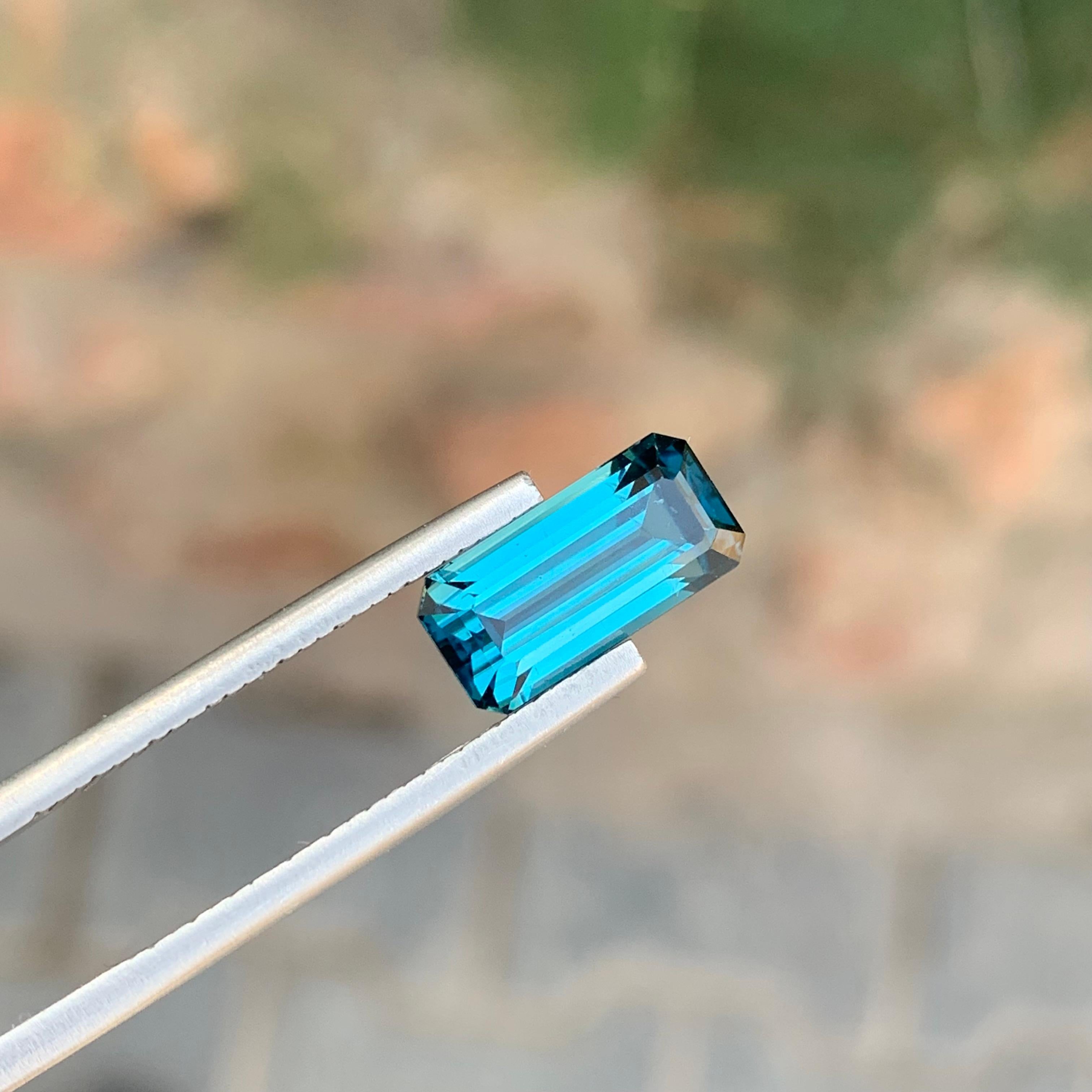 3.10 Karat Natürlicher loser Indicolith Turmalin Smaragd Form Edelstein im Zustand „Neu“ im Angebot in Peshawar, PK