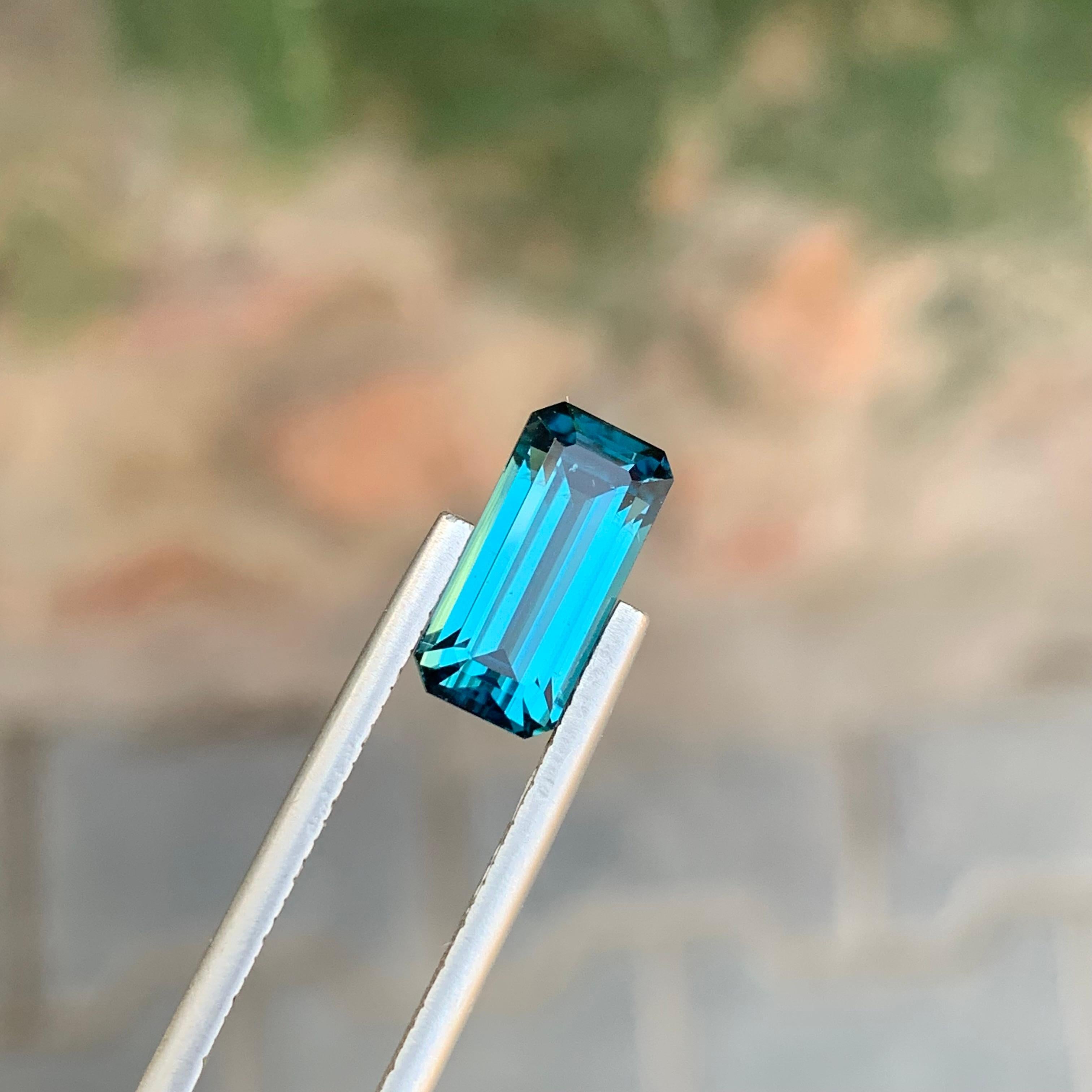 3.10 Karat Natürlicher loser Indicolith Turmalin Smaragd Form Edelstein für Damen oder Herren im Angebot