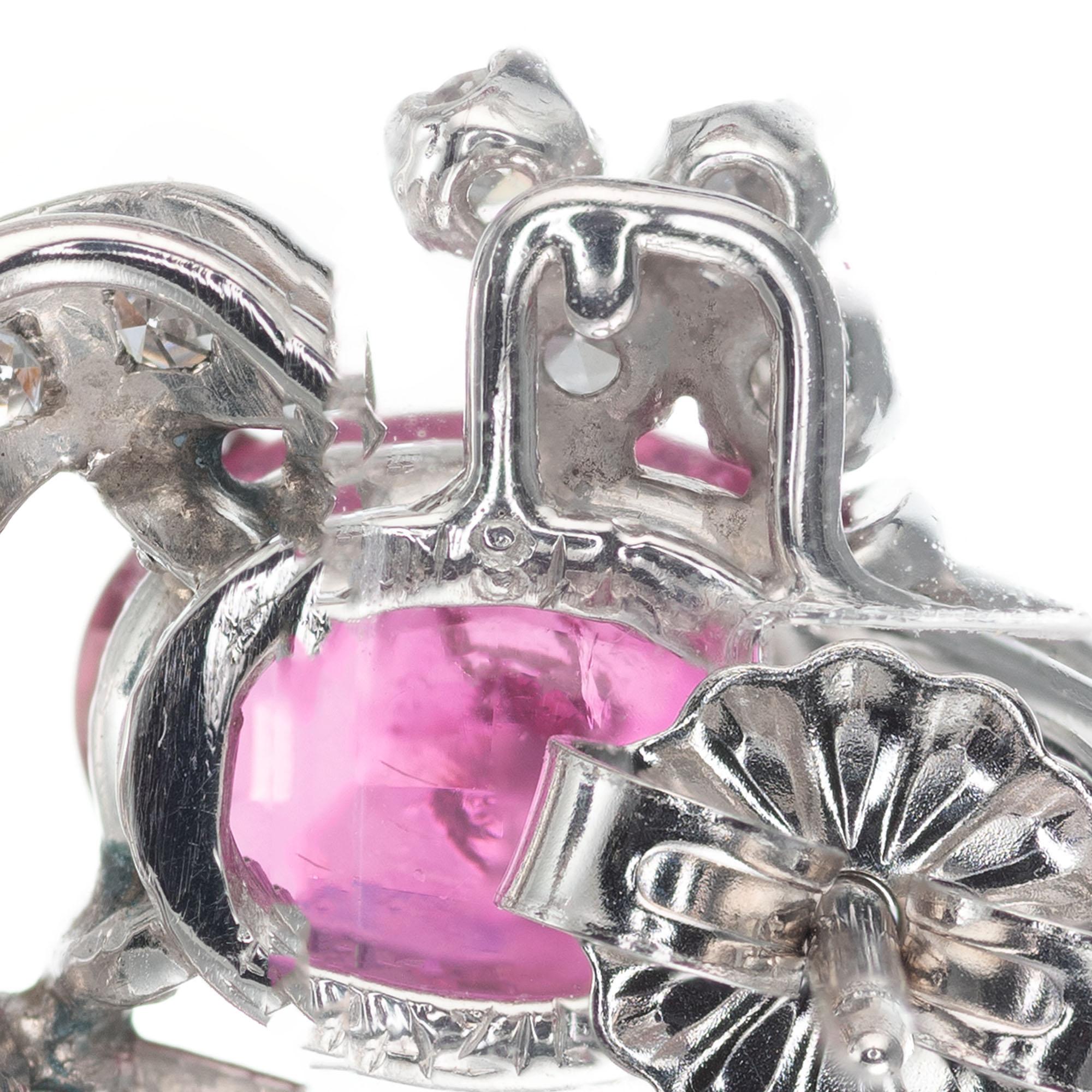 Ohrringe mit 3,10 Karat rosa Turmalin und Diamant in Weißgold mit Wirbel aus der Jahrhundertmitte im Zustand „Gut“ im Angebot in Stamford, CT