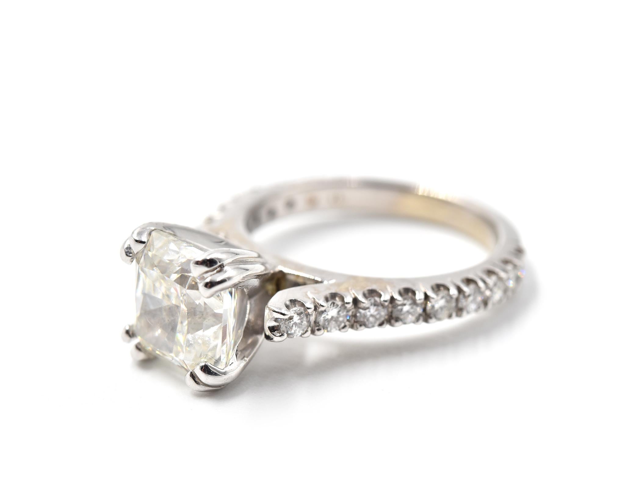 3.10 Carat Radiant Diamond 18 Karat White Gold Engagement Ring In Excellent Condition In Scottsdale, AZ
