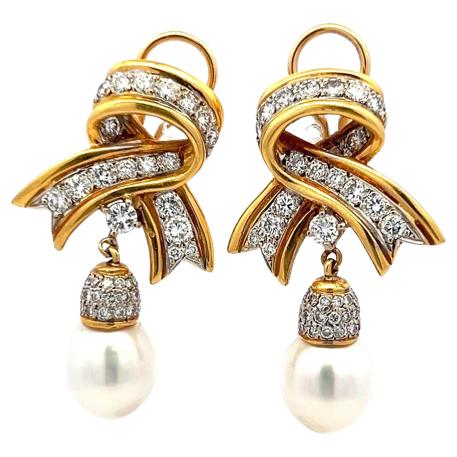 Orecchini pendenti con perle 14K YG con diamante tondo brillante da 3,10 carati 10,05-11,2MM