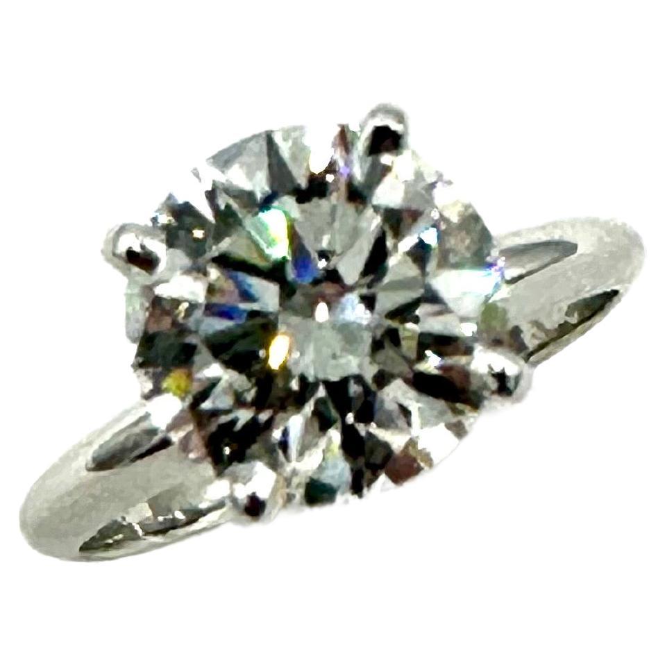 Bague de fiançailles solitaire en platine et diamants ronds brillants de 3.10 carats en vente