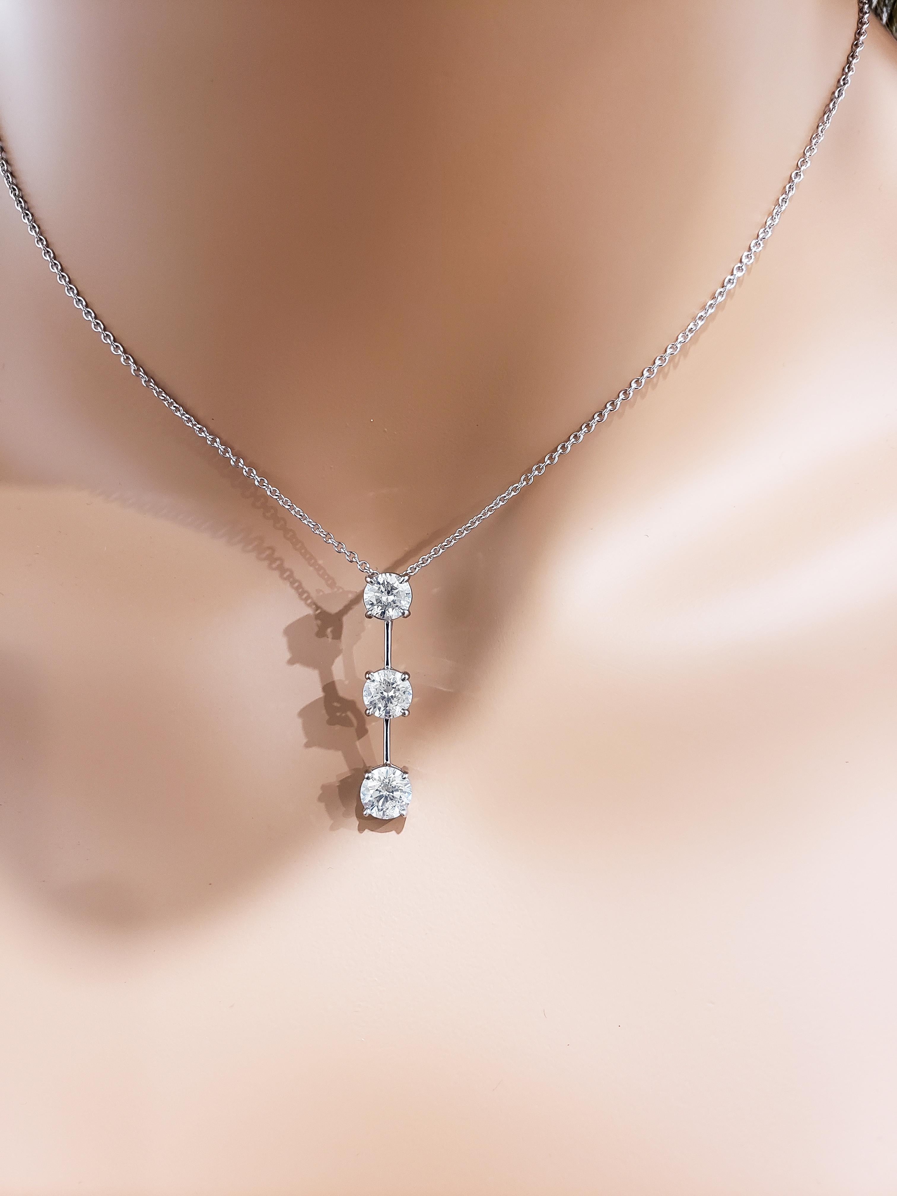 Contemporary Roman Malakov 3.10 Carat Round Diamond Three-Stone Drop Pendant Necklace