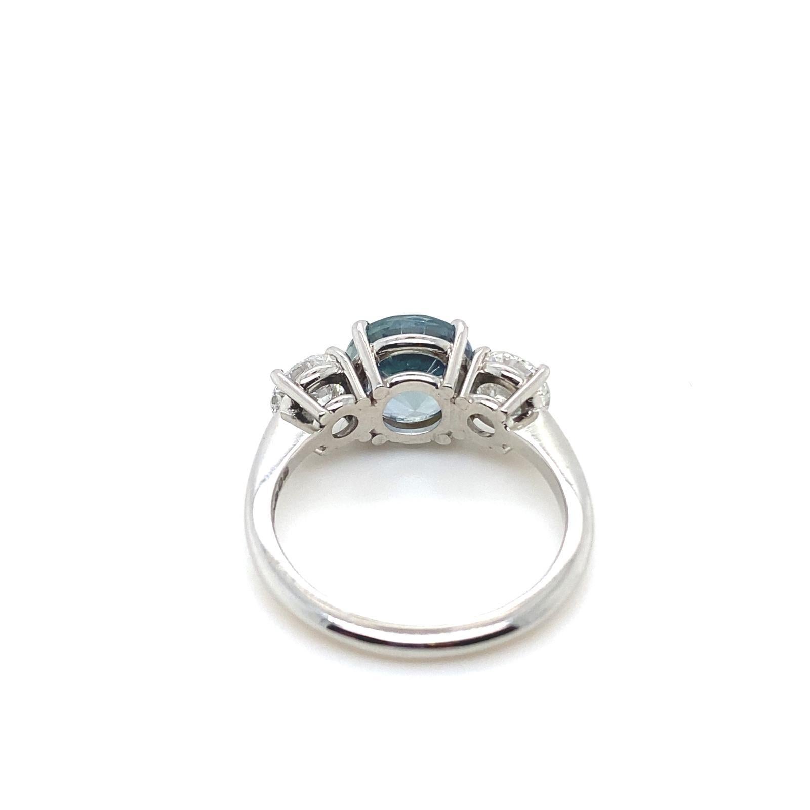3.10 Carat Sapphire and Diamond Three Stone Platinum Engagement Ring For Sale 1