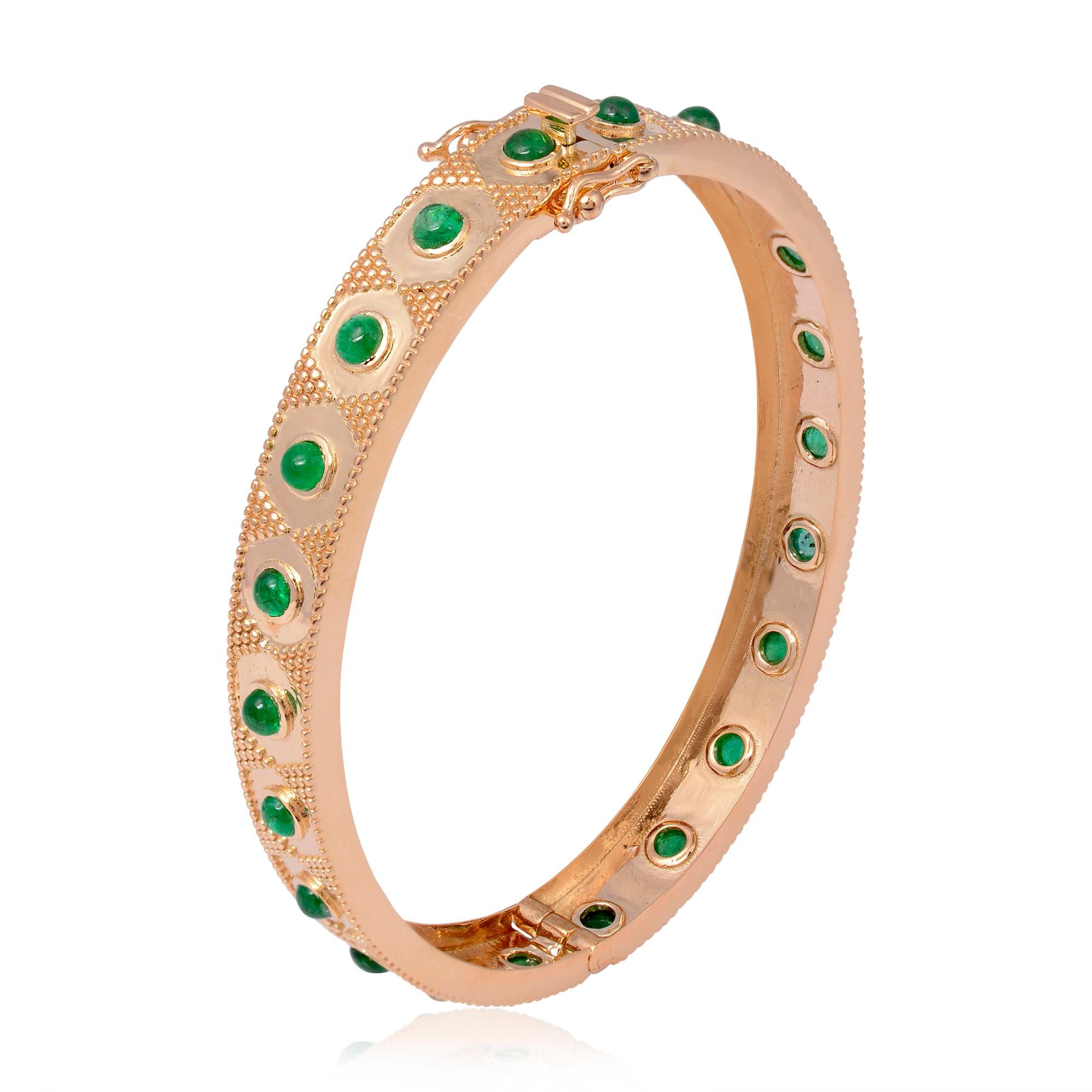 Modern Real 3.10 Carat Zambian Emerald Bangle Bezel Set Gemstone Bracelet 18k Rose Gold For Sale