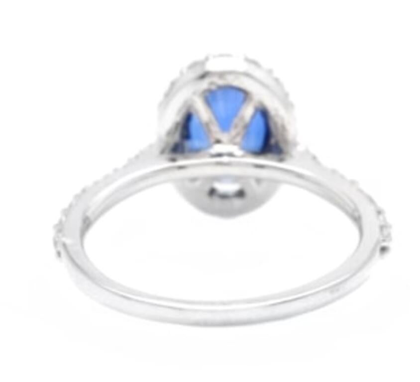 3.10 Carat Exquisite Natural Blue Sapphire and Diamond 14 Karat Solid White Gold In New Condition For Sale In Los Angeles, CA