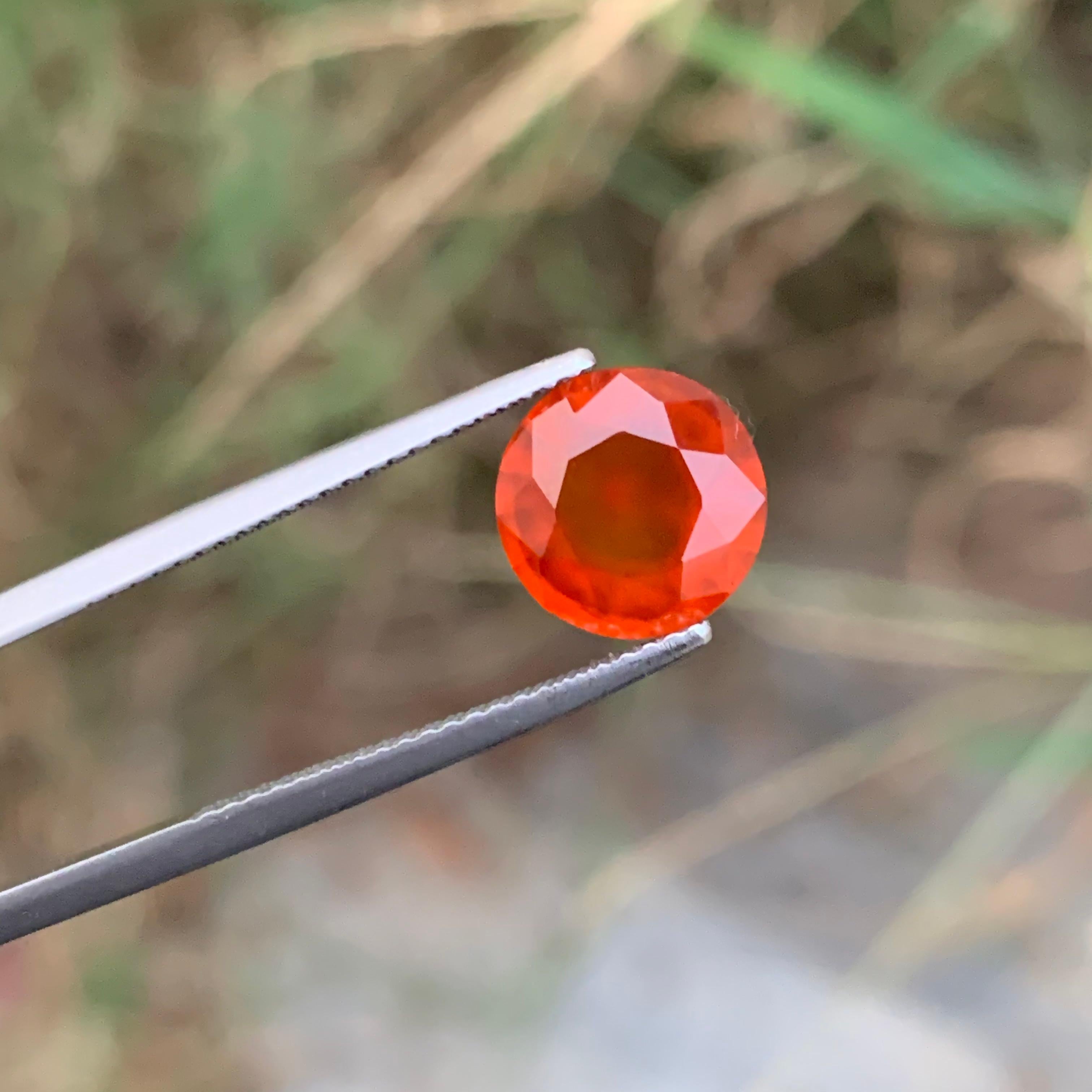 3.10 Carats Faceted Orange Hessonite Garnet Round Shape Ring Gemstone  For Sale 6