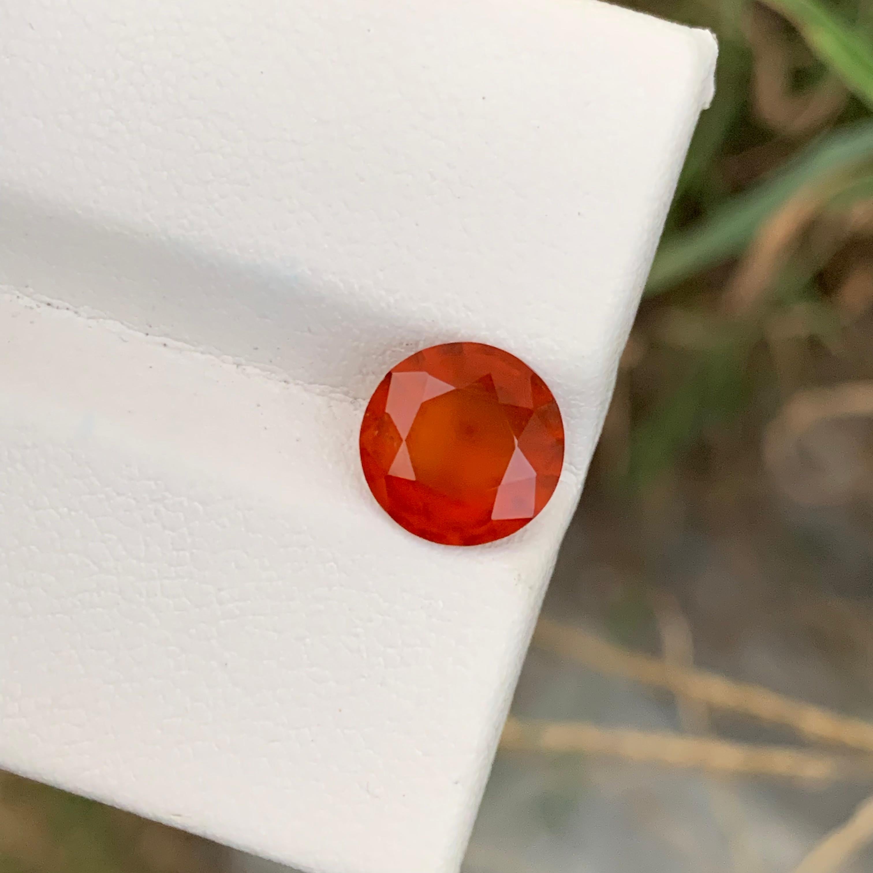 3.10 Carats Faceted Orange Hessonite Garnet Round Shape Ring Gemstone For Sale 8
