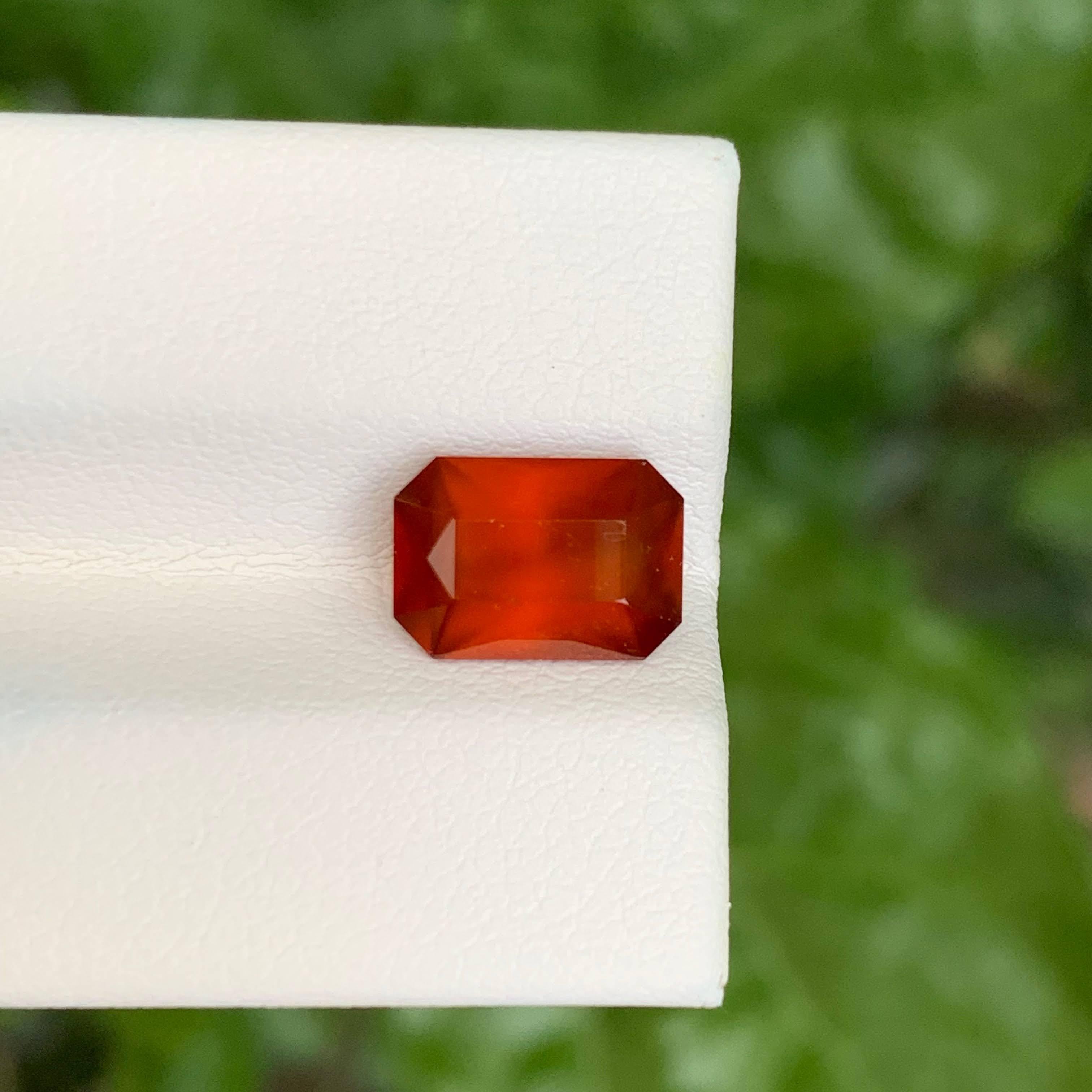 3,10 Karat Hessonit Granat Stein Smaragdschliff Natürlicher Madagaskar's Edelstein im Zustand „Neu“ im Angebot in Bangkok, TH