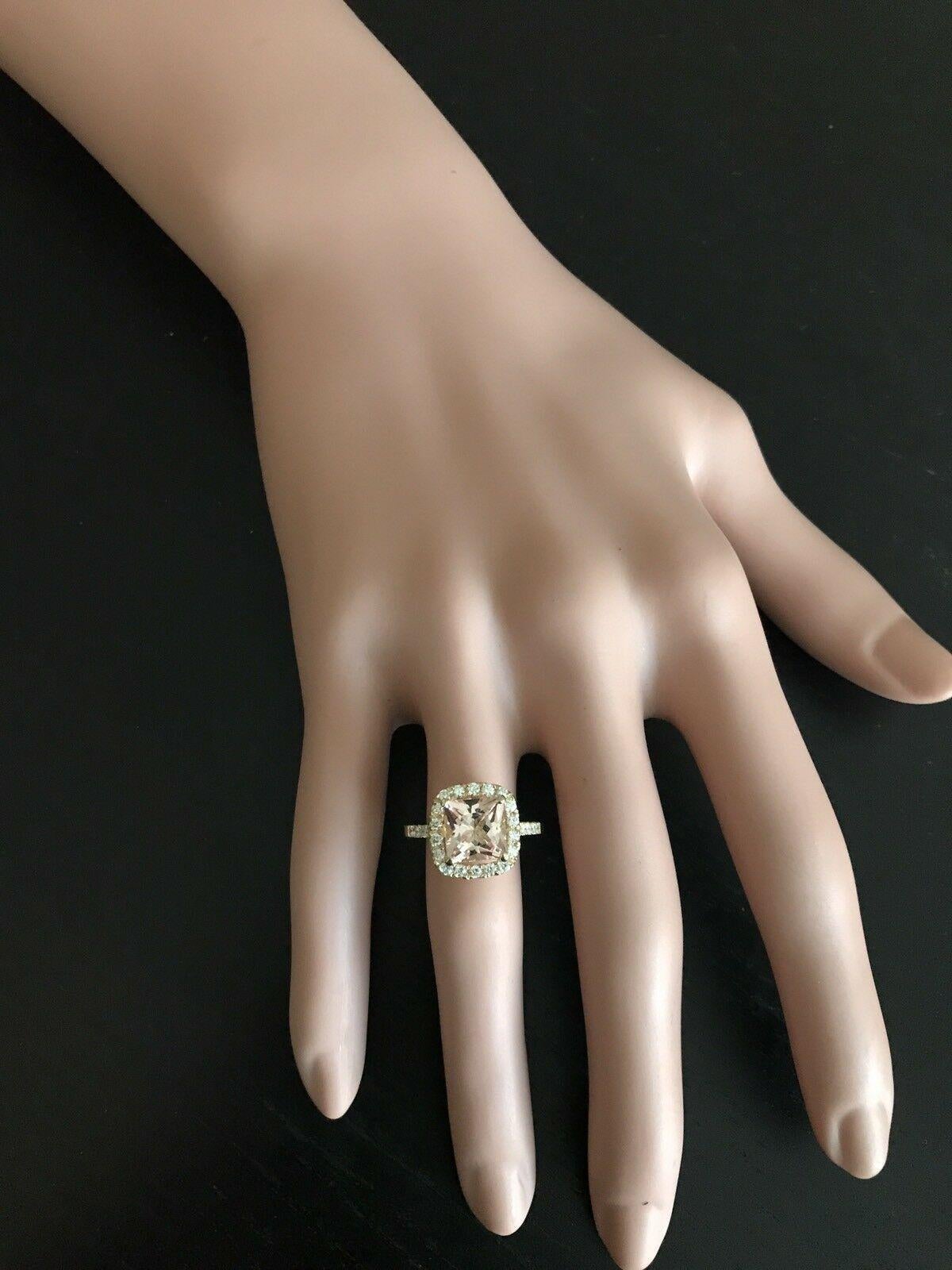 3.10 Carat Impressive Natural Morganite and Diamond 14 Karat Yellow Gold Ring For Sale 3