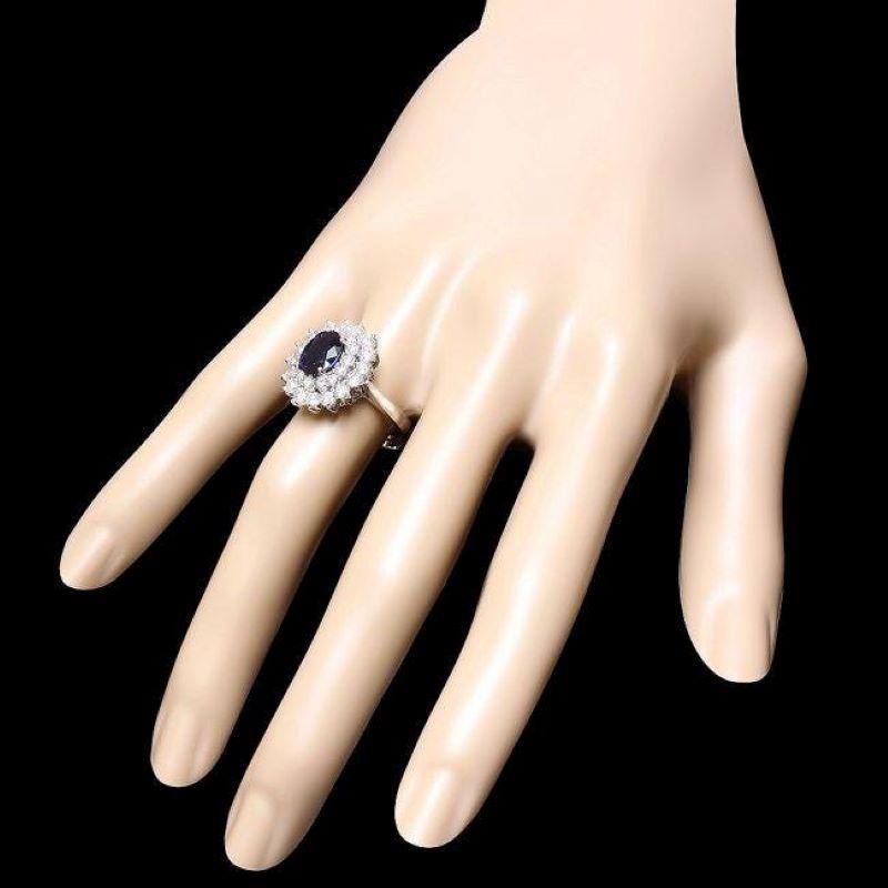 3.10 Carats Natural Blue Sapphire and Diamond 14K Solid White Gold Ring In New Condition For Sale In Los Angeles, CA