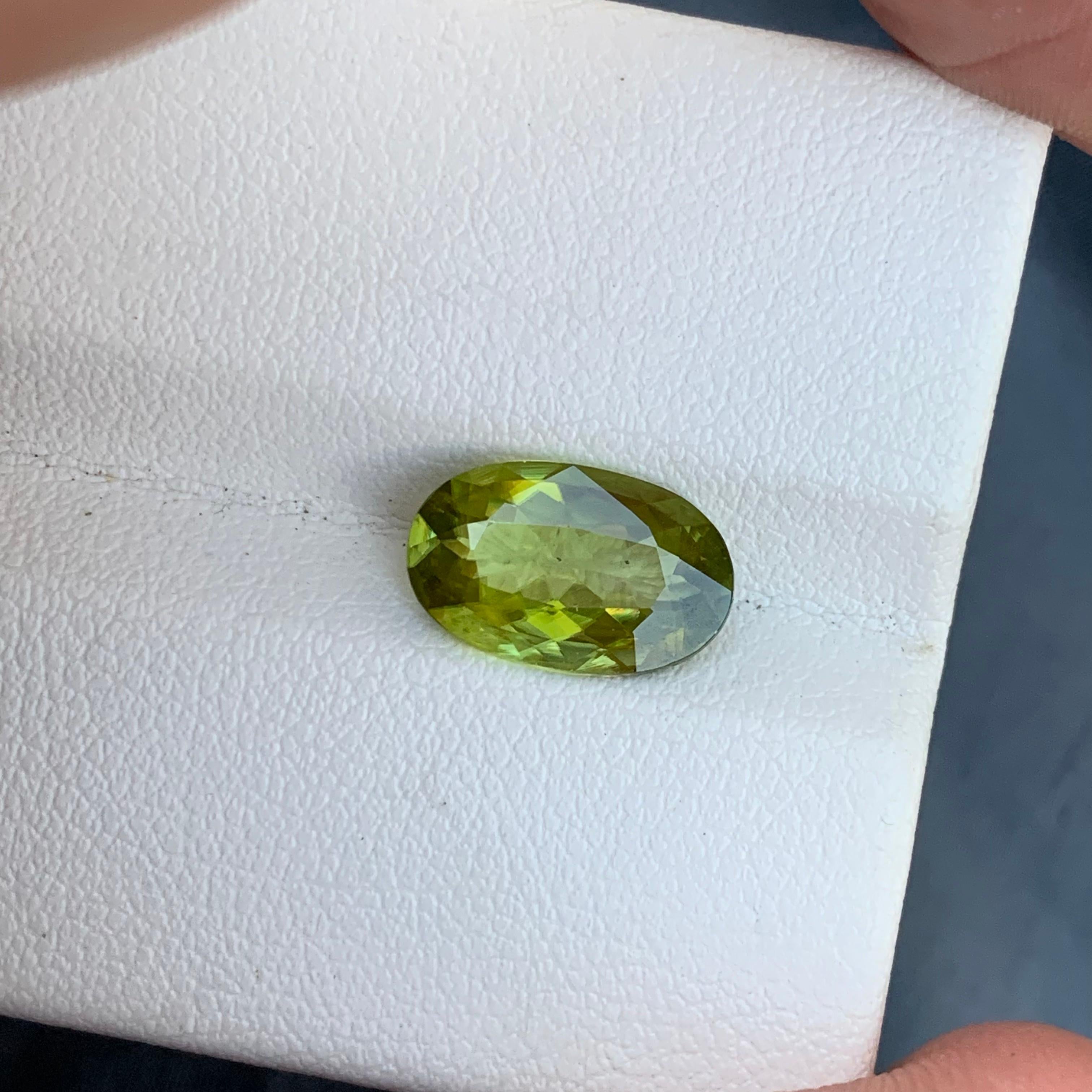 3.10 Carats Natural Loose Fire Sphene Titanite Ring Gem Oval Shape From Pakistan For Sale 1
