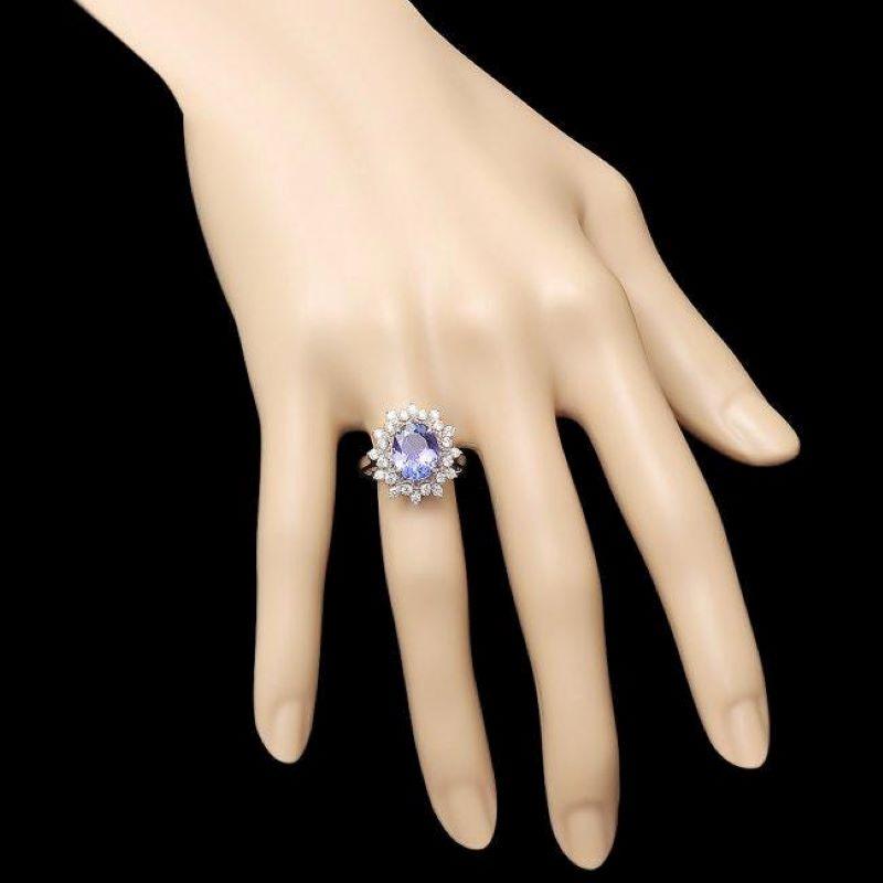 3.10 Carats Natural Tanzanite and Diamond 14K Solid White Gold Ring In New Condition For Sale In Los Angeles, CA