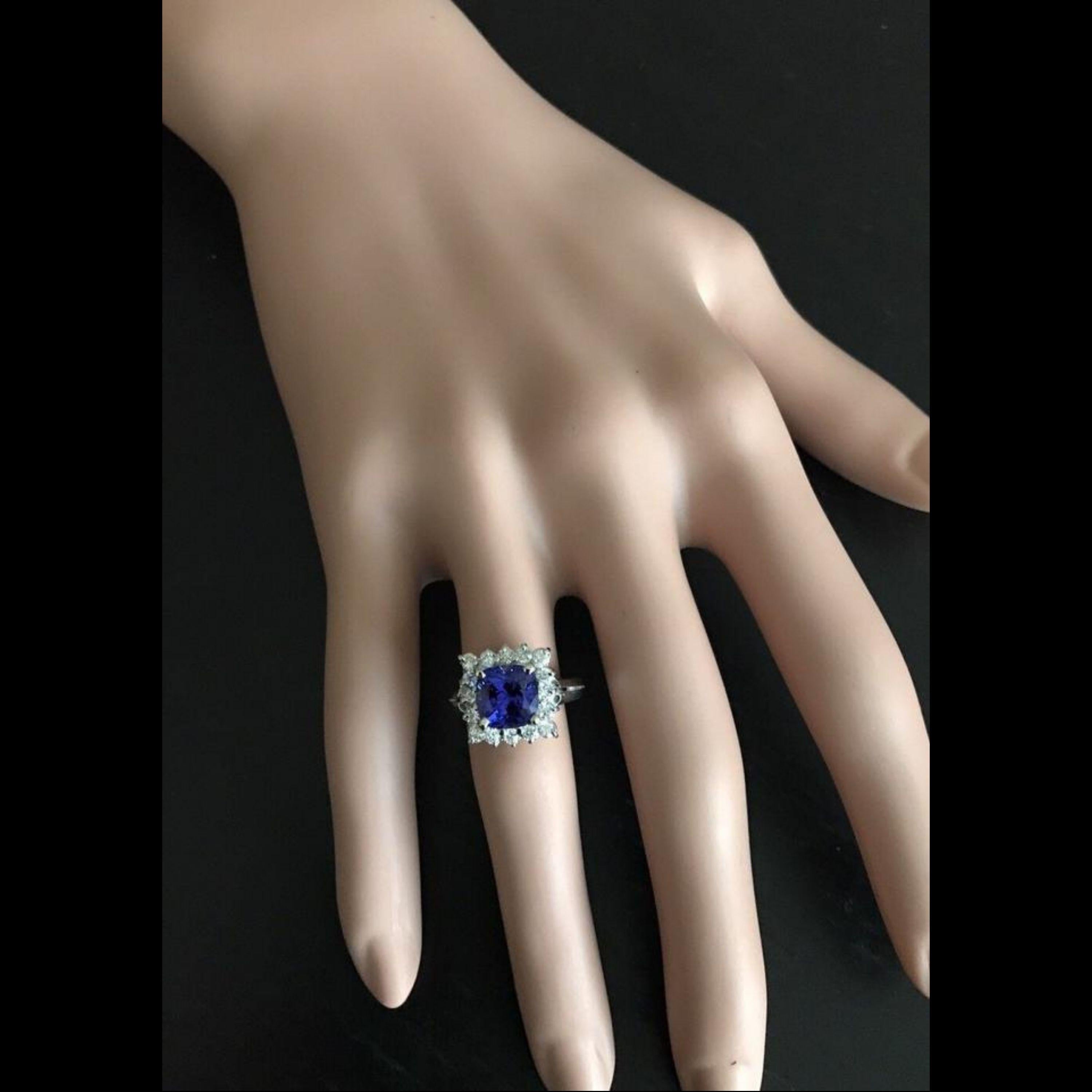 3.10 Carat Natural Tanzanite and Diamond 14 Karat Solid White Gold Ring For Sale 1