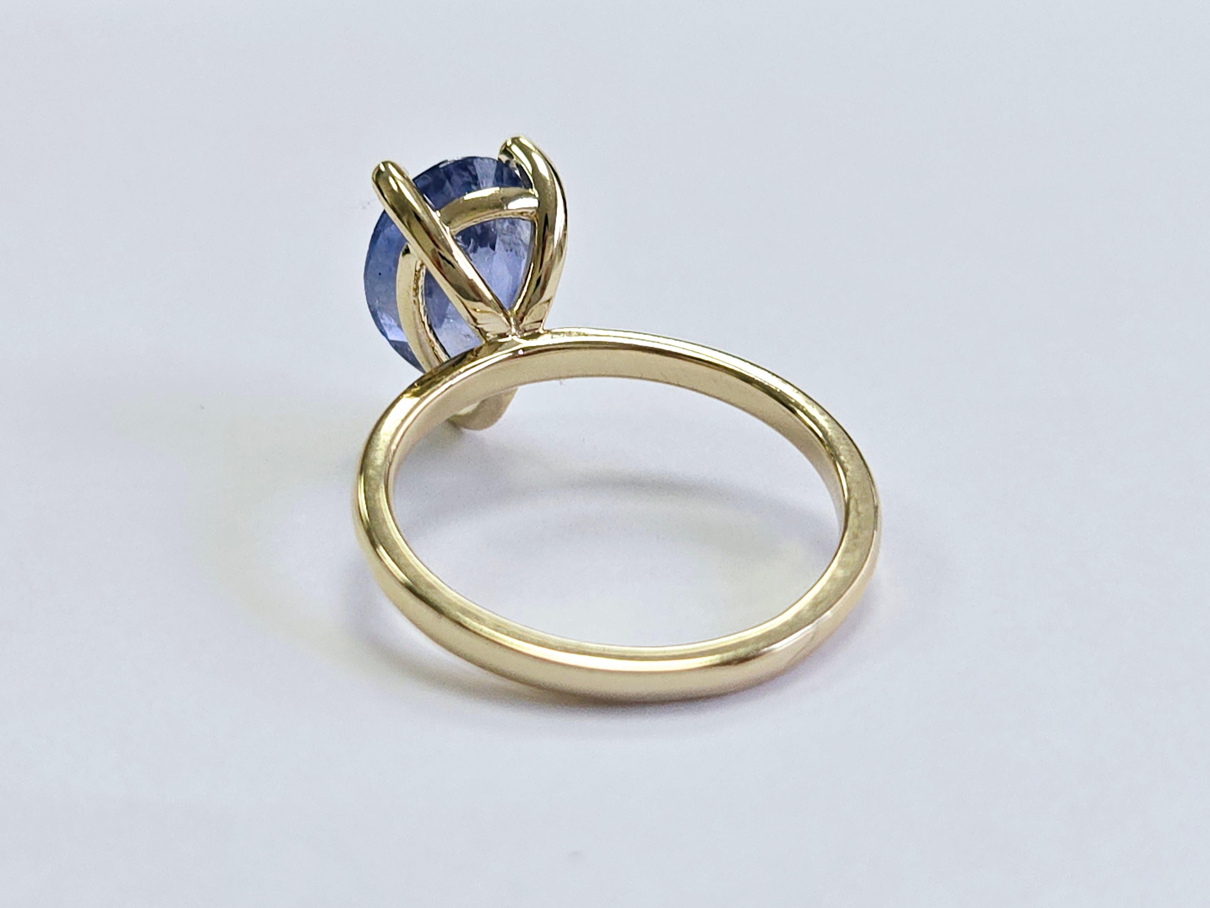 Bague en or jaune 14 carats avec saphir naturel poire de 3,10 carats Neuf - En vente à Great Neck Plaza, NY
