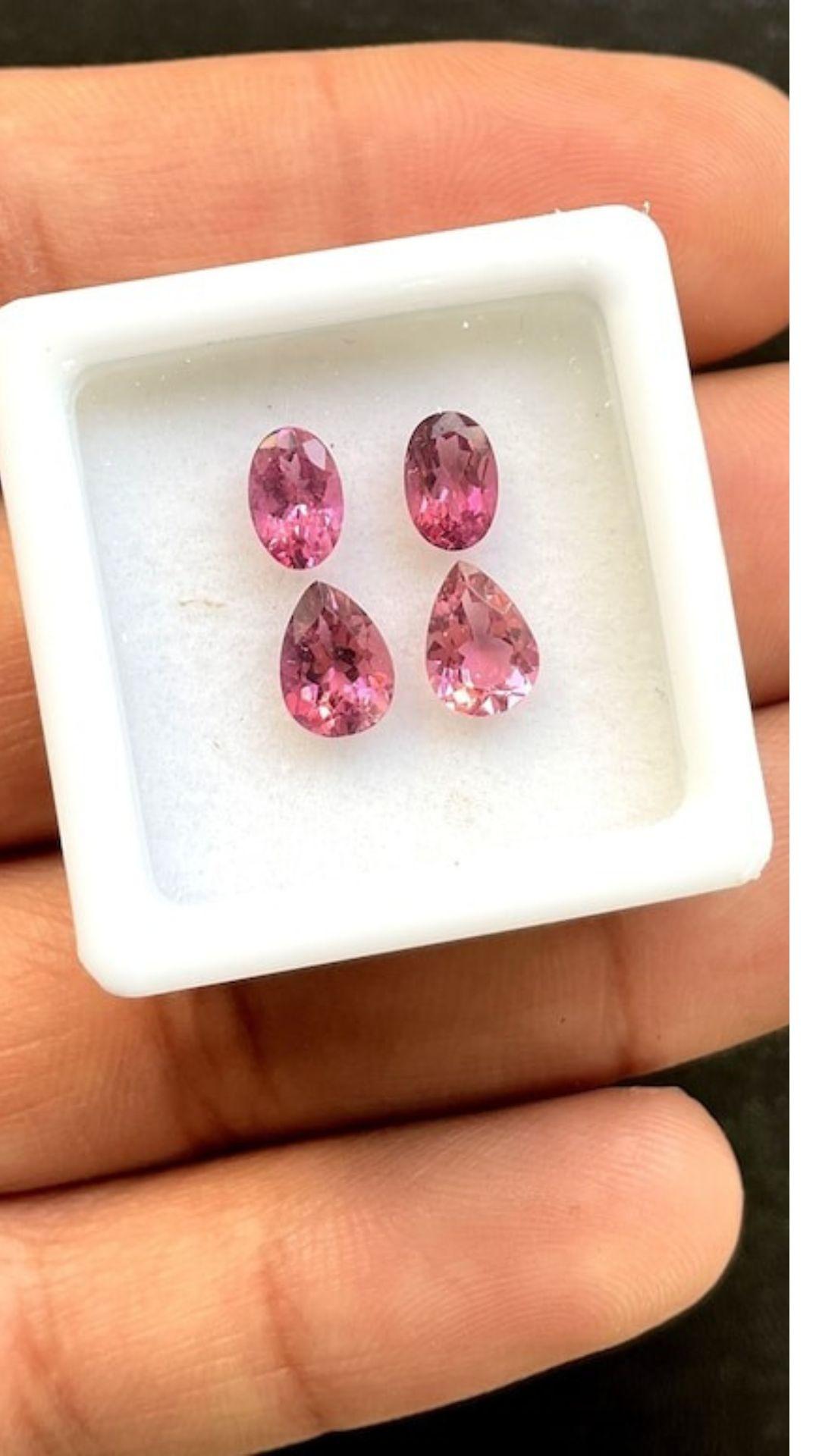 Gemstone - Tourmaline
Weight- 3.10 Carats
Shape - Oval , Pear
Size - 6x5 To 7x5 MM
Pieces - 4
Drill- Not Drilled

Prismatic Gems (: