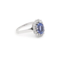 3.10 Carats Tanzanite Diamonds 18 Carats White Gold Daisy Ring