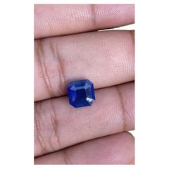 Pierre précieuse d'origine de Ceylan, saphir bleu naturel de 3,10 carats chauffé 