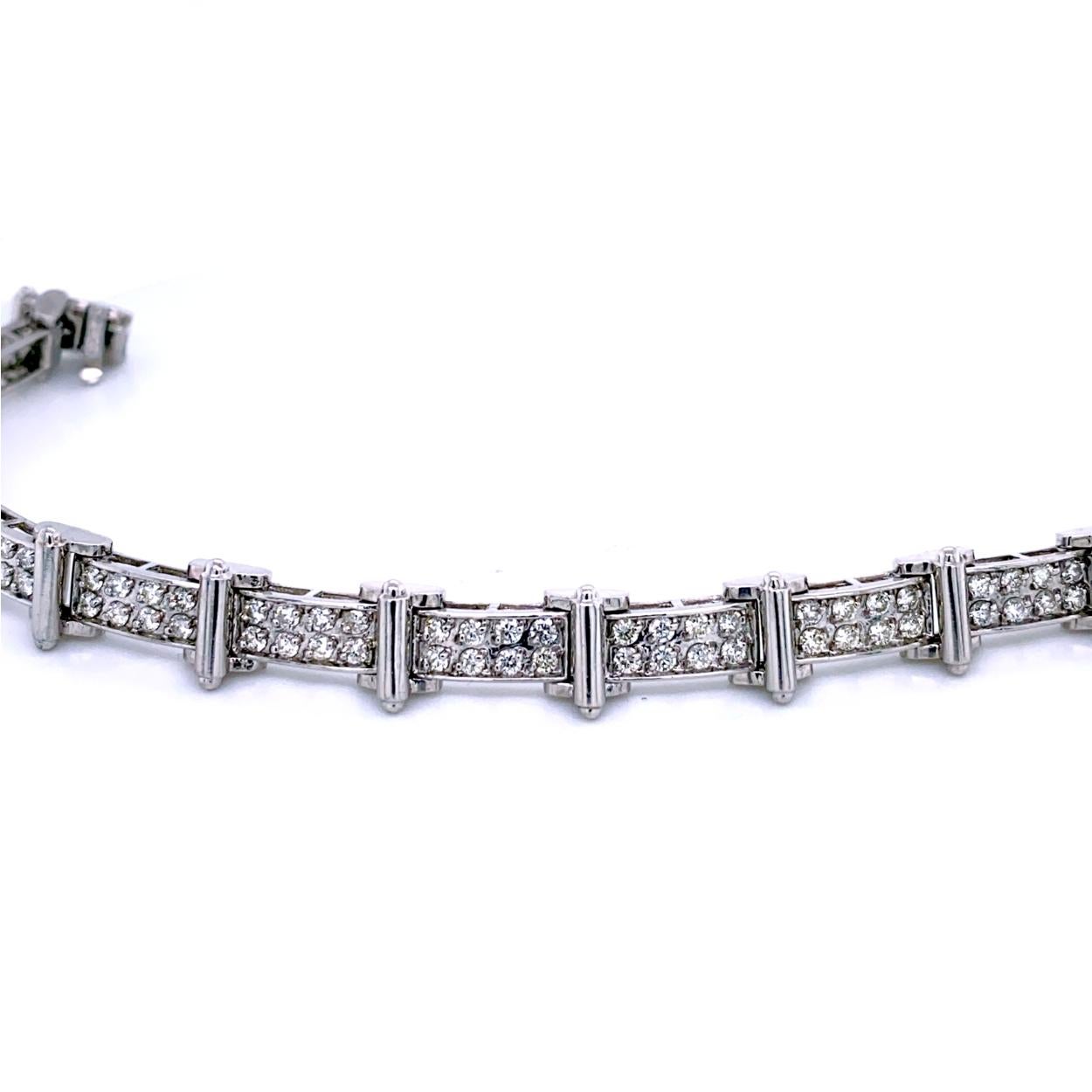 3.10 Carat Pave Set Diamond Platinum Bracelet In New Condition For Sale In Los Angeles, CA
