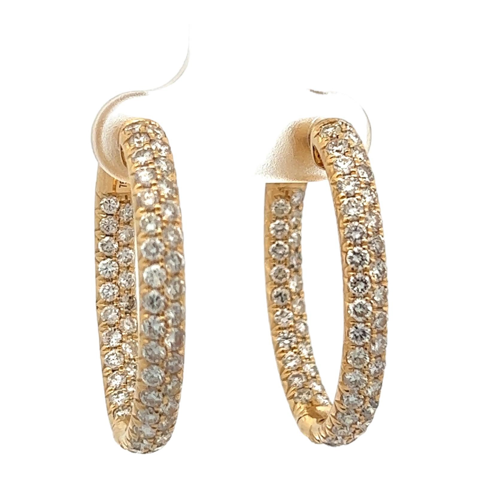 Modern 3.10 Ctw Round Brilliant Diamond 18 Karat Yellow Gold Oval in/Out Hoop Earrings