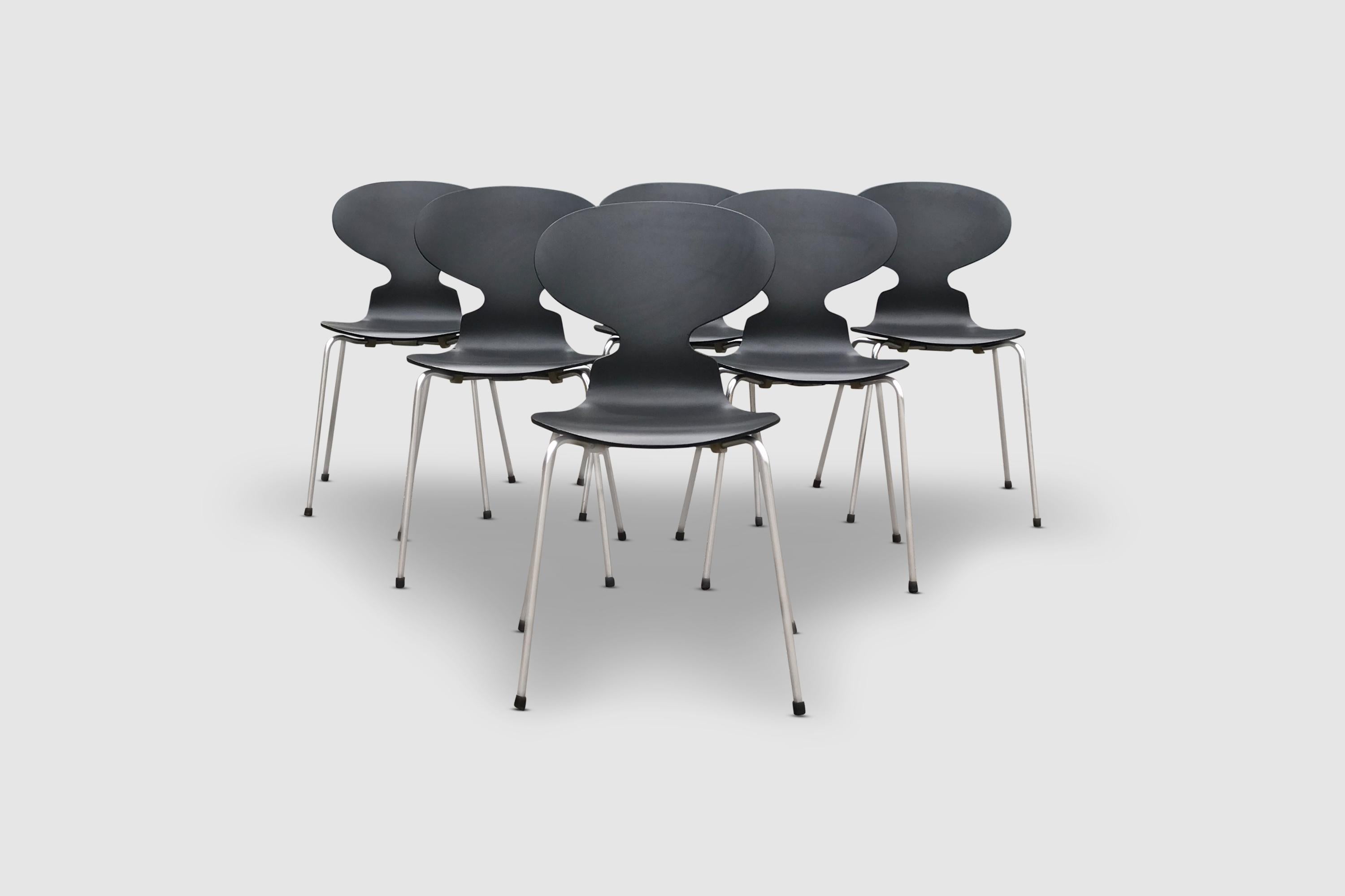 Metal 3100 Ant dining chairs by Arne Jacobsen for Fritz Hansen 1960s, set of 6 For Sale