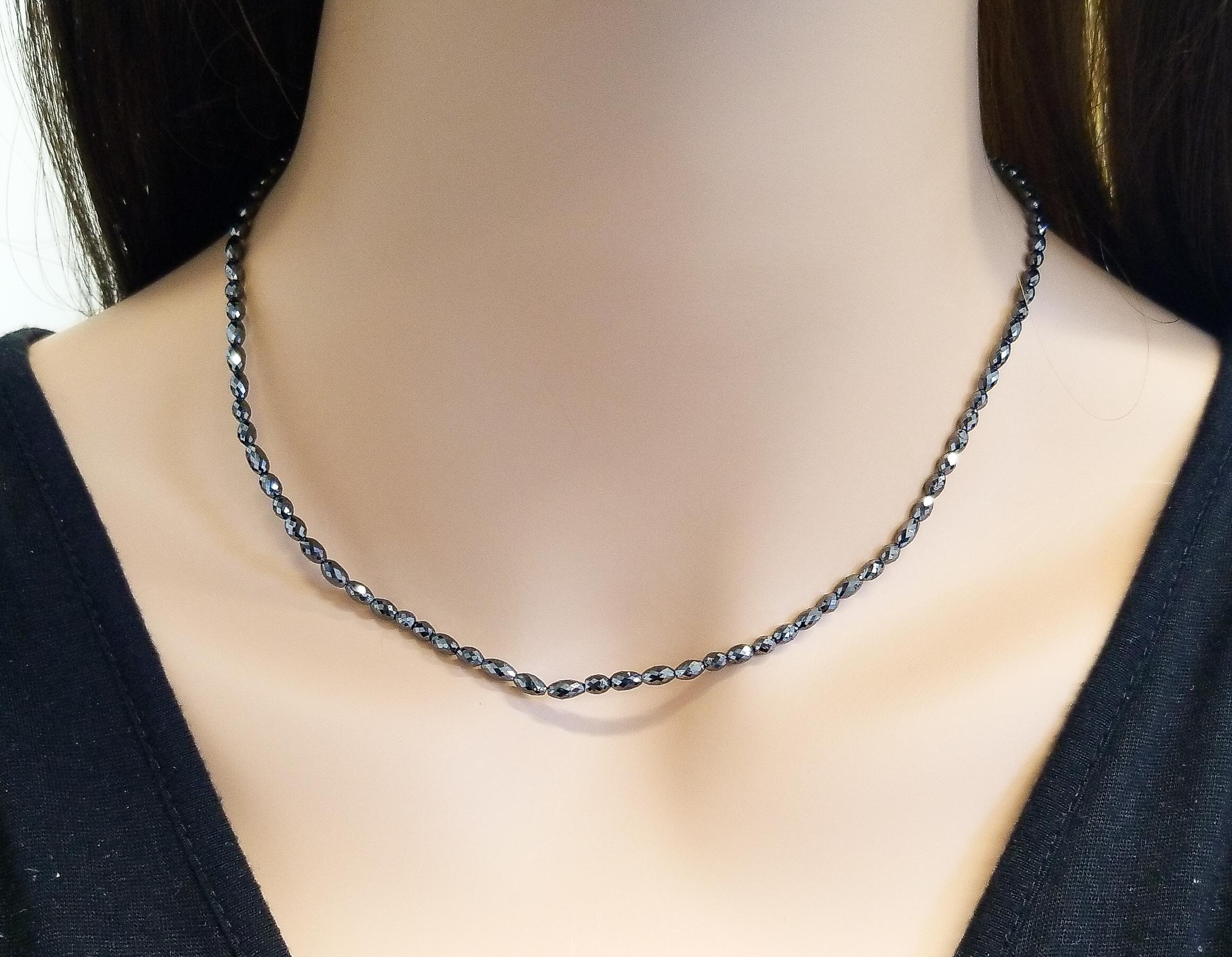 Contemporary 31.00 Carat Total Natural Faceted Black Diamond Necklace in 14 Karat White Gold