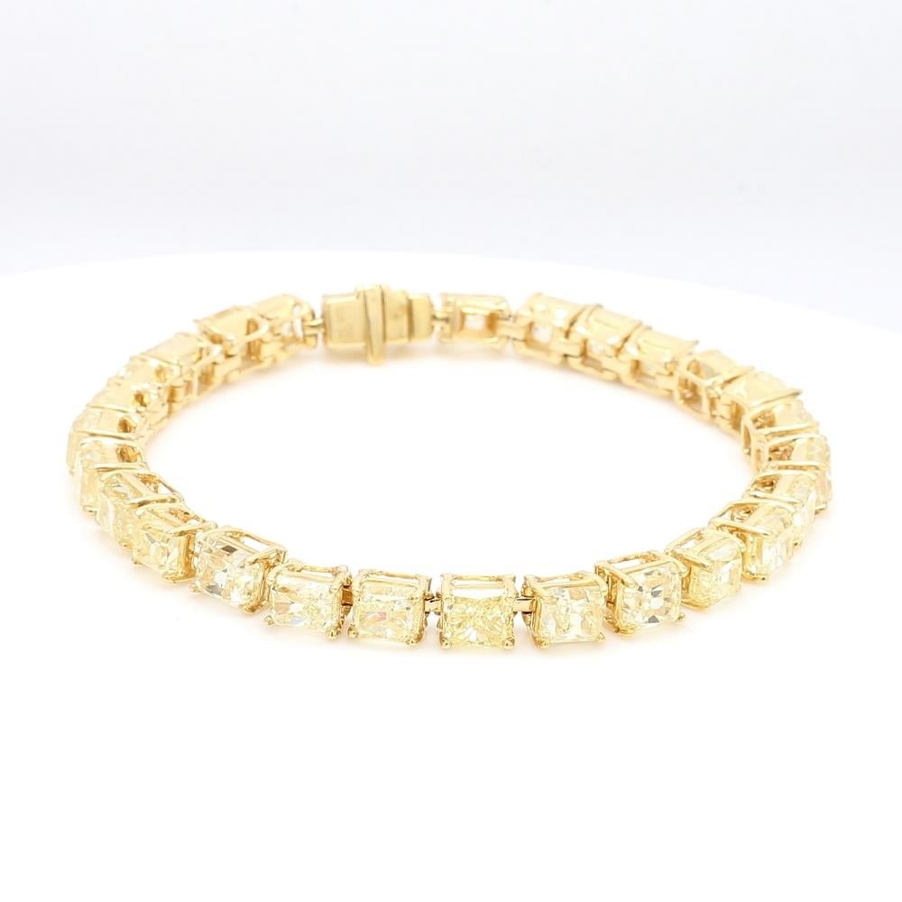 Taille radiant Bracelet de diamants jaunes fantaisie 31,01 ctw en vente