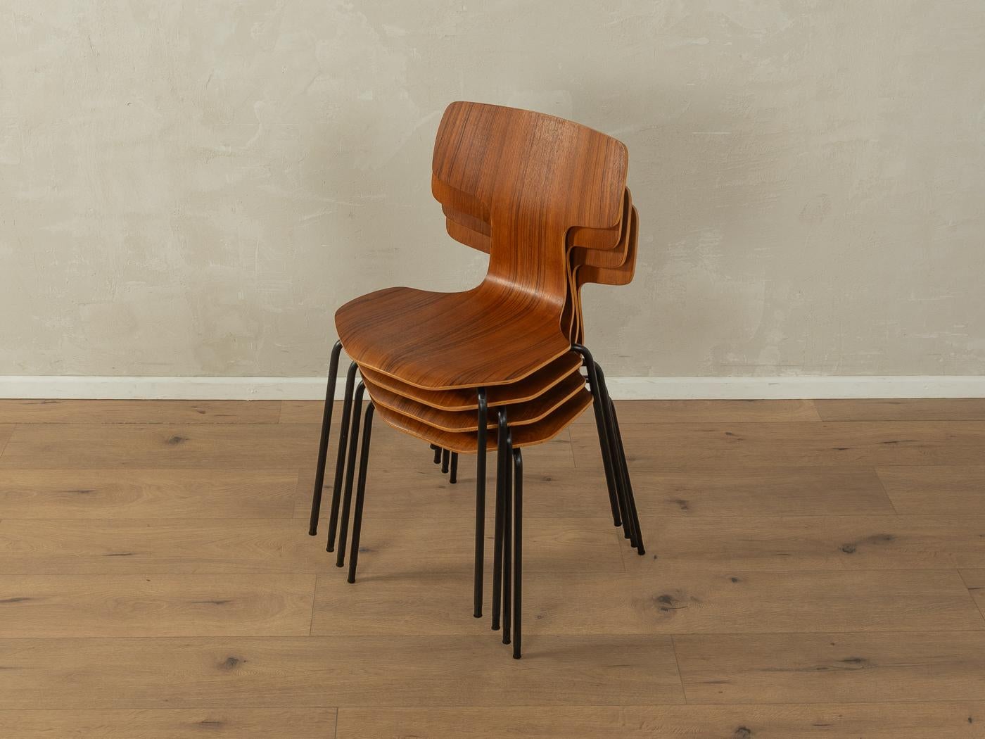 3103 Hammer Chairs, Arne Jacobsen For Sale 1