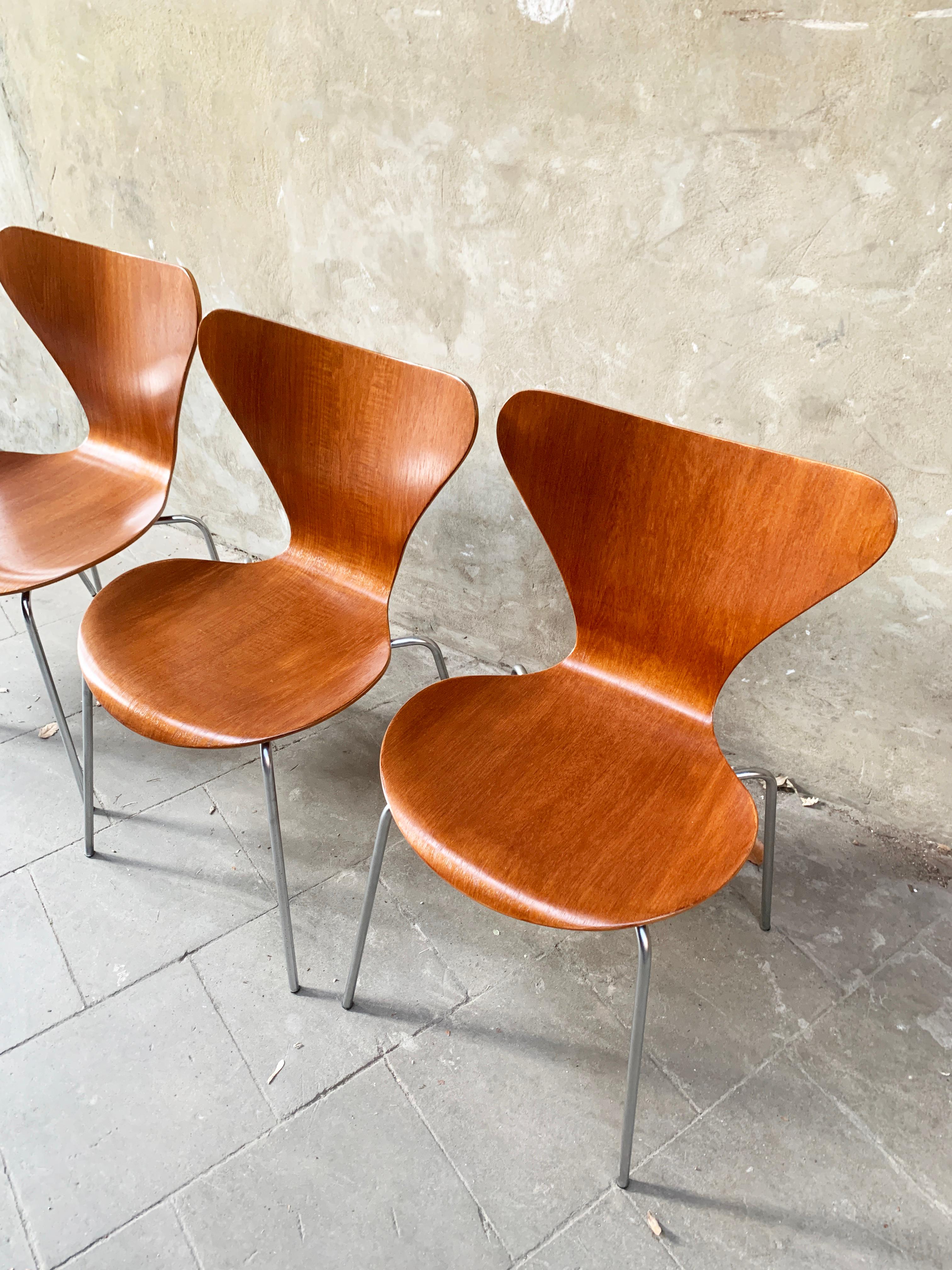 Danish 3107 Butterfly Chairs in Teak by Arne Jacobsen for Fritz Hansen, 1960s