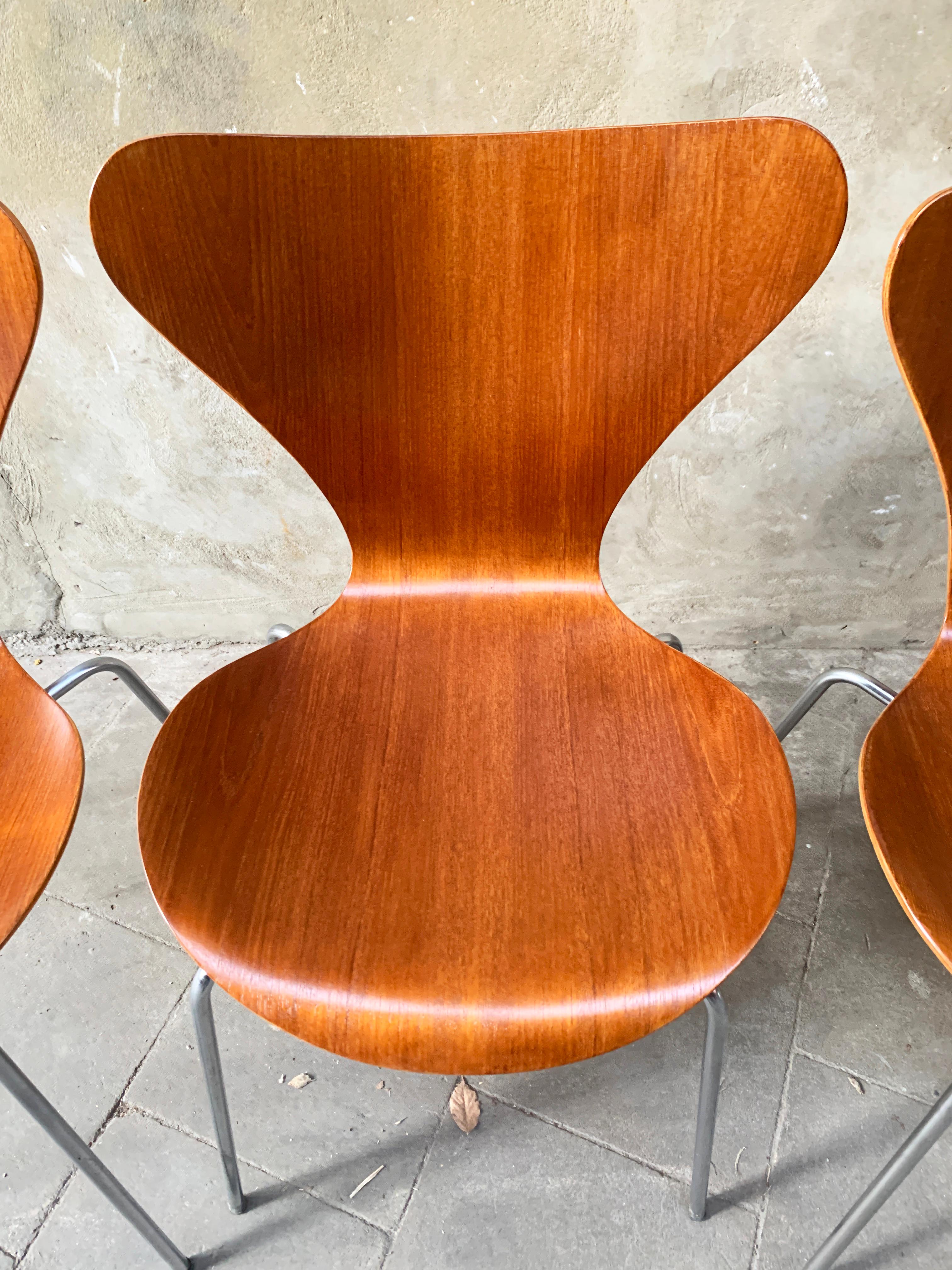 Steel 3107 Butterfly Chairs in Teak by Arne Jacobsen for Fritz Hansen, 1960s