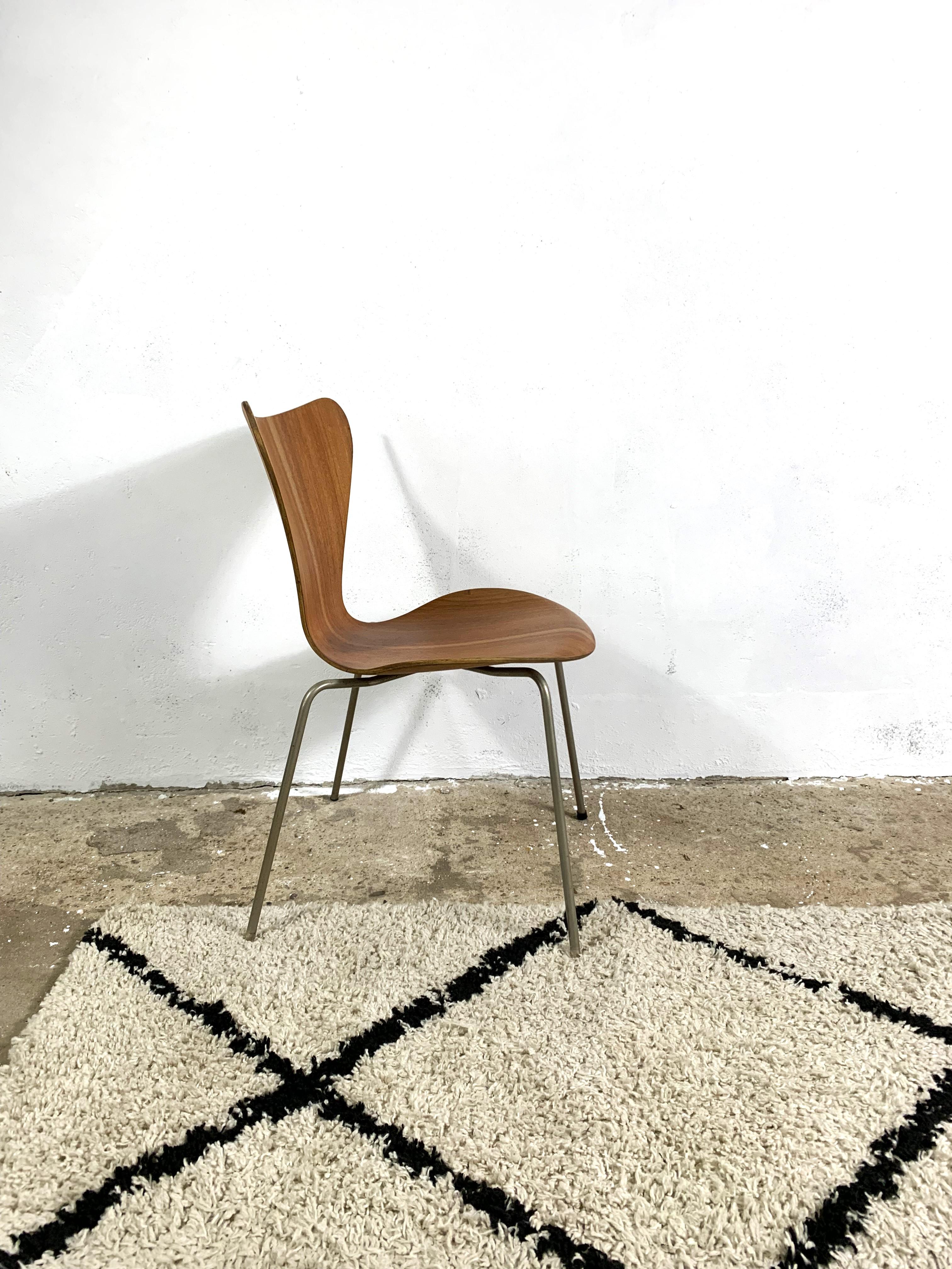 Scandinavian Modern 3107 Chair By Arne Jacobsen For Fritz Hansen, 1960s
