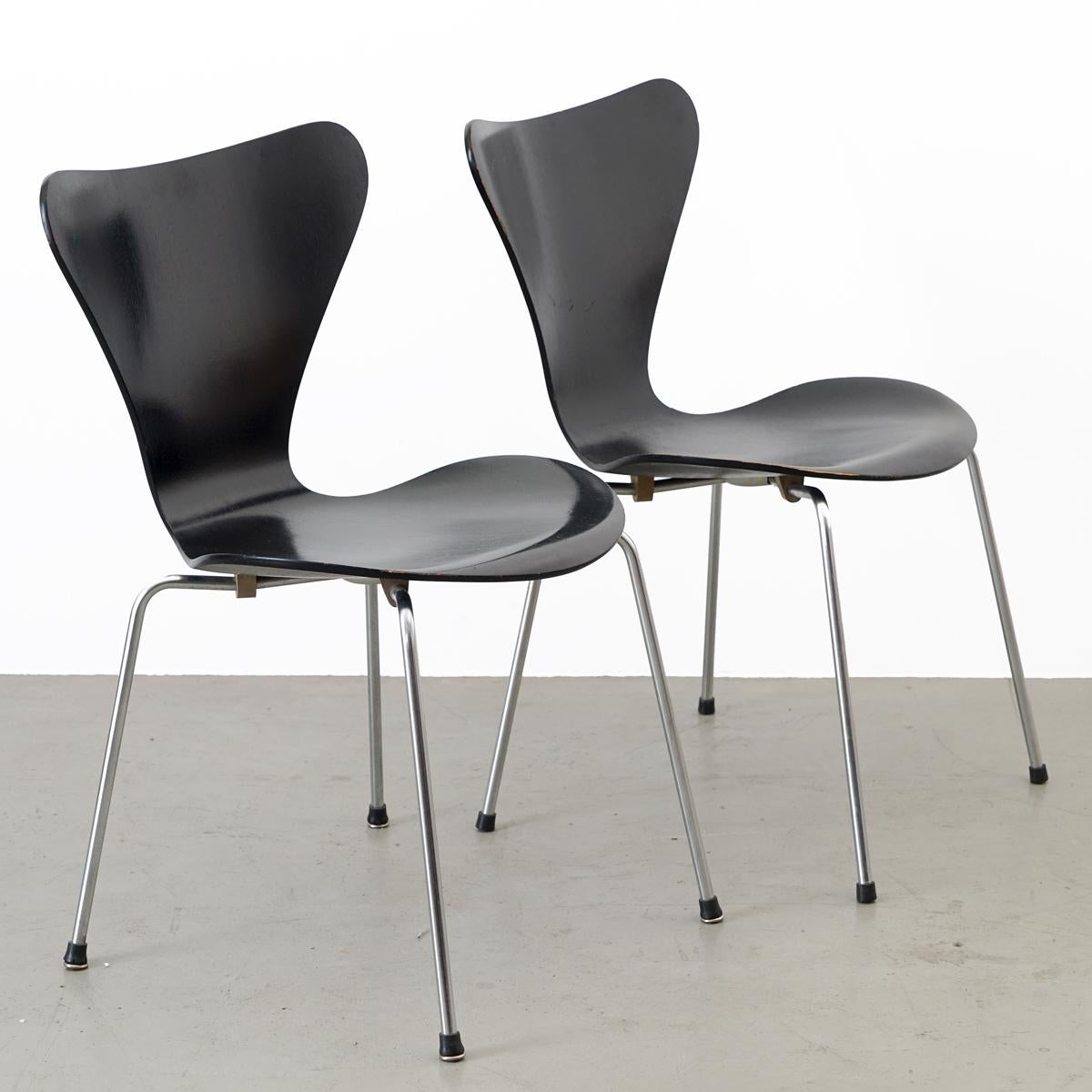Late 20th Century 3107 Series 7 Chair by Arne Jacobsen for Fritz Hansen, Denmark