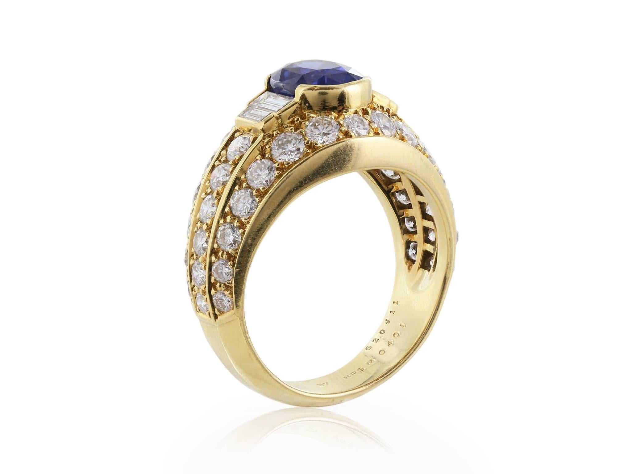 Oval Cut Cartier 3.10 Carat Sapphire  Diamond Ring For Sale