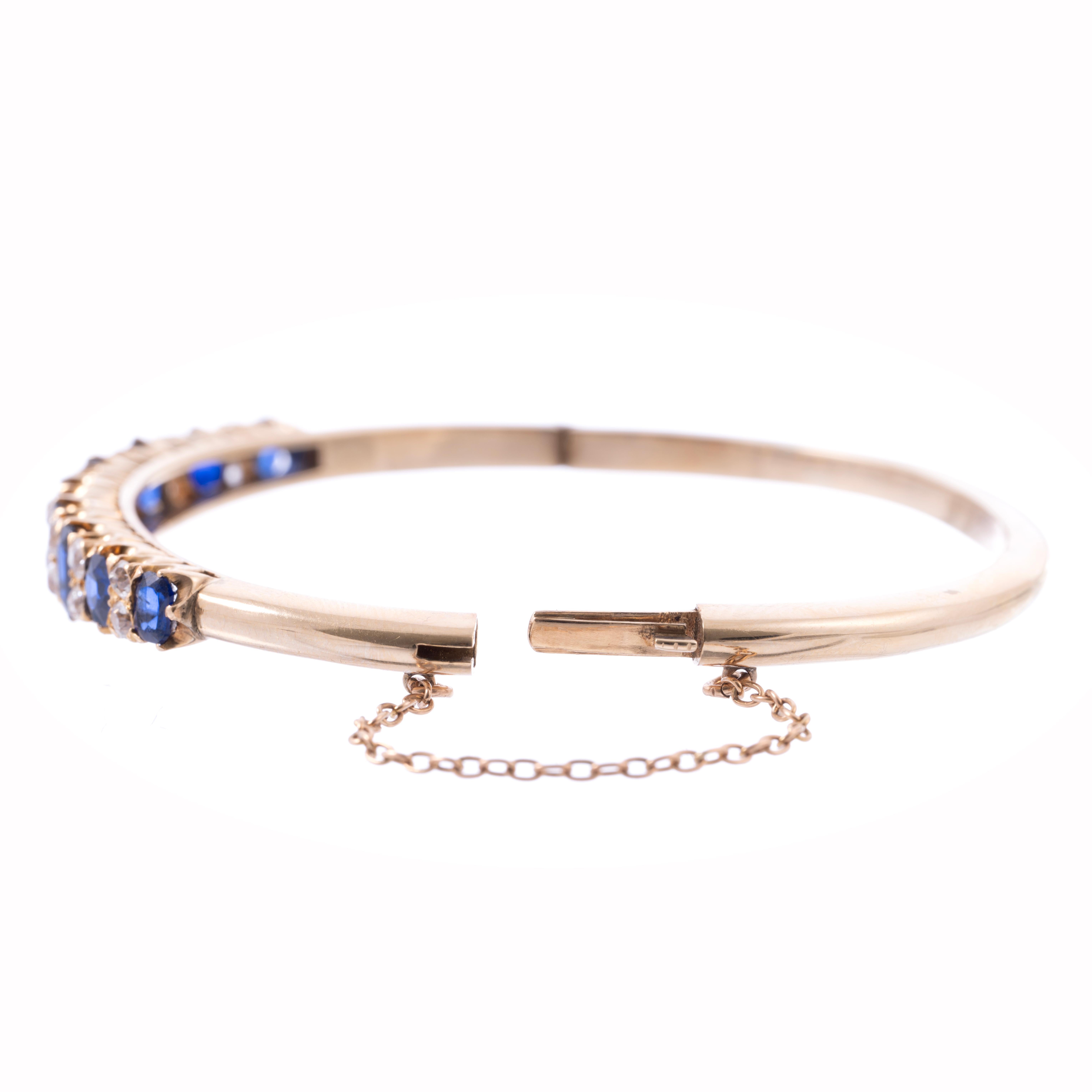 An exceptional and important antique bracelet. Featuring approximately 3.10 carats of fine blue sapphire amongst alternating Old Mine cut diamonds measuring 1.95 carats in total. This quality, condition, and most importantly large gemstone examples