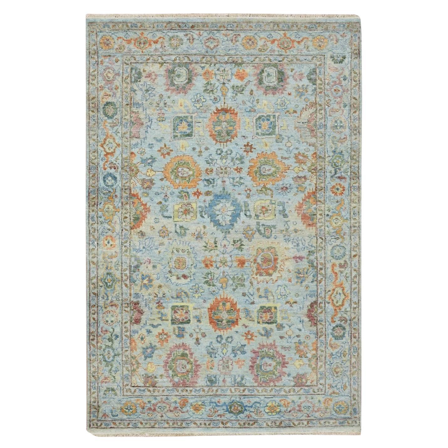 3
10 "x6
 Hellblauer Sultanabad Reimagined Handgeknüpfter Orientteppich aus reiner Wolle