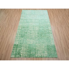 3'10"x6' Mint Green Contemporary Design Hand Knotted Silk & Textured Wool Rug