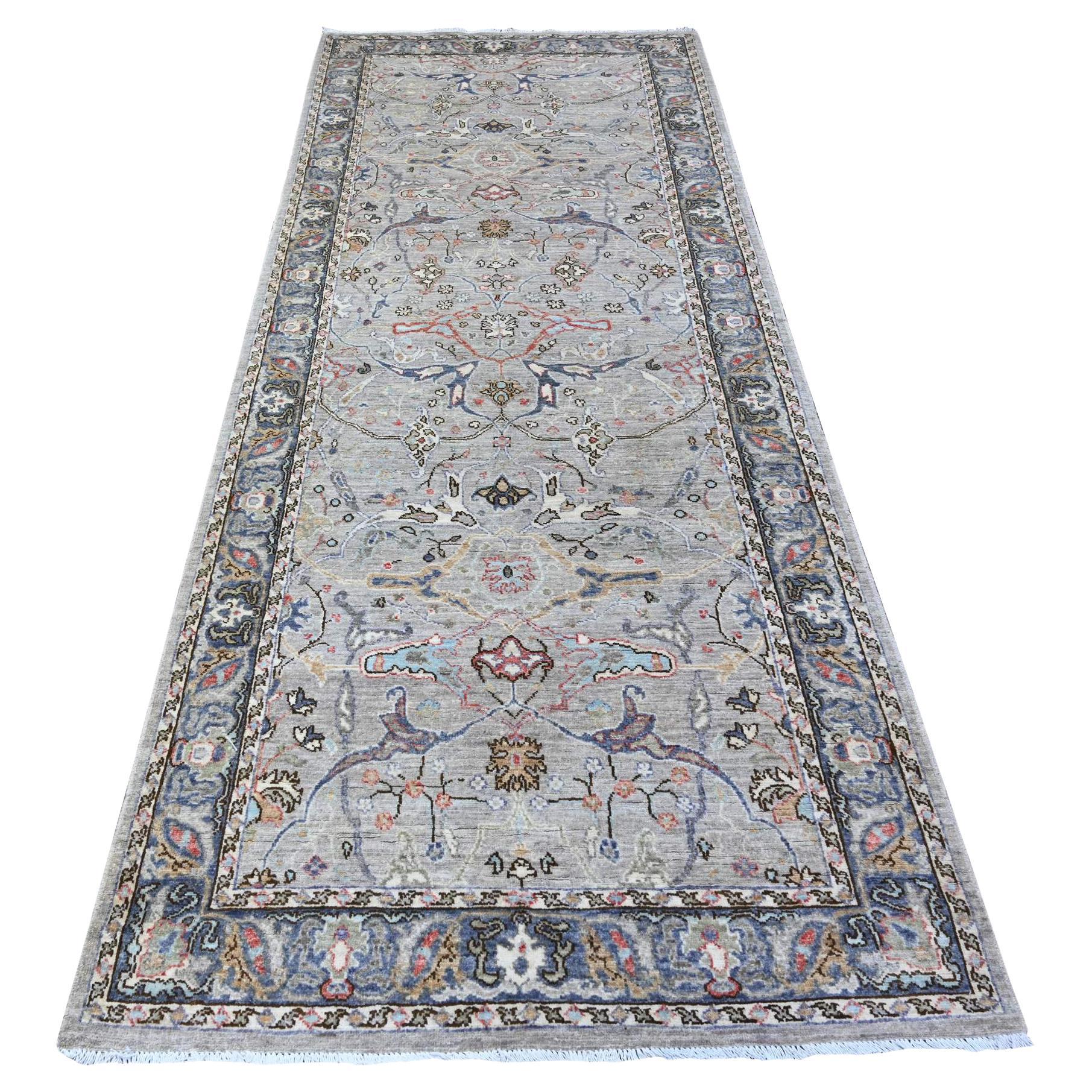 3'10 "x9'10" Tapis French Gray with Pigeon Gray Border Vegetable Dyes Bidjar Garus en vente