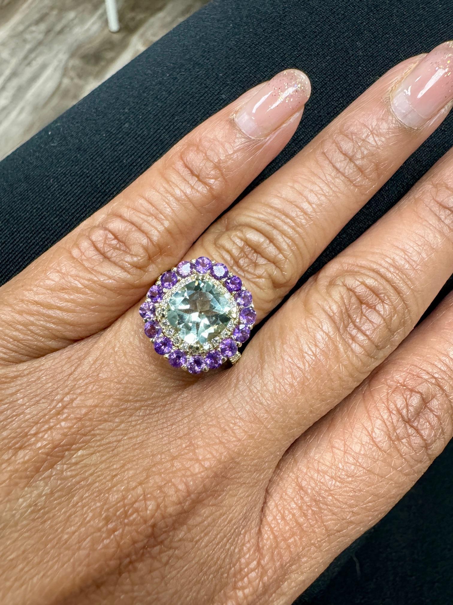 3.11 Carat Amethyst Diamond Yellow Gold Cocktail Ring For Sale 1
