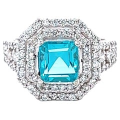 Bague en or blanc 14 carats avec diamants et apatite de 3,11 carats