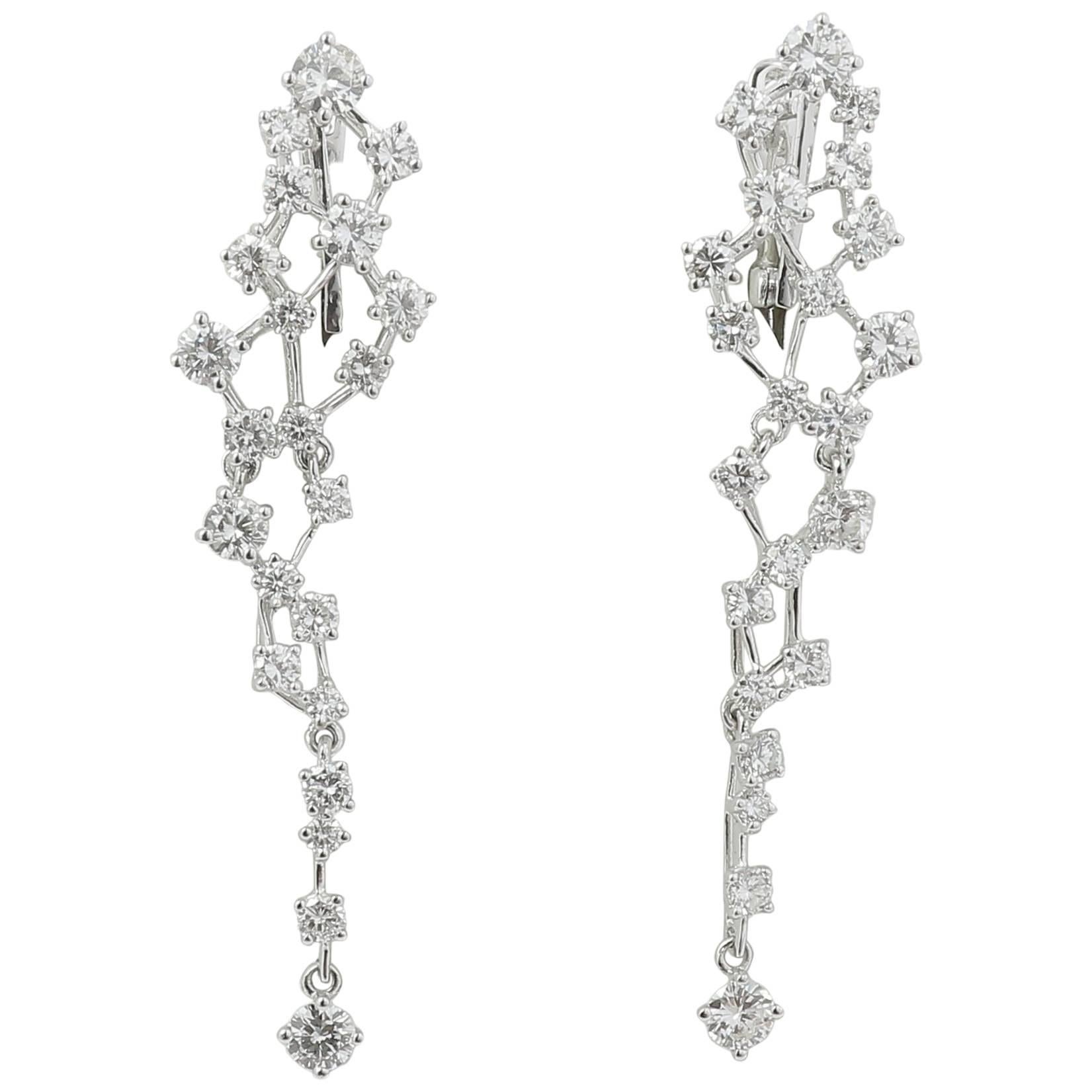 3.11 Carat GVS Round Diamonds Drop Earrings 18K White Gold Dangle Earrings For Sale