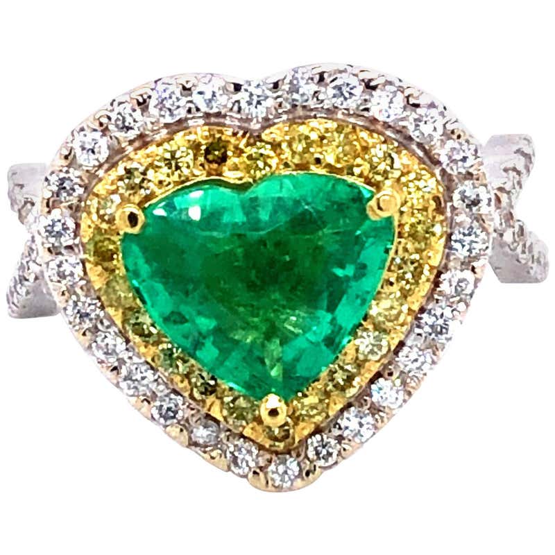 Asscher Cut Emerald Diamond 18 Karat Gold Ring For Sale at 1stDibs ...