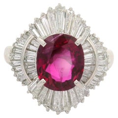 Anello Ballerina in platino con diamante e rubino tailandese da 3,11 carati, certificato GIA