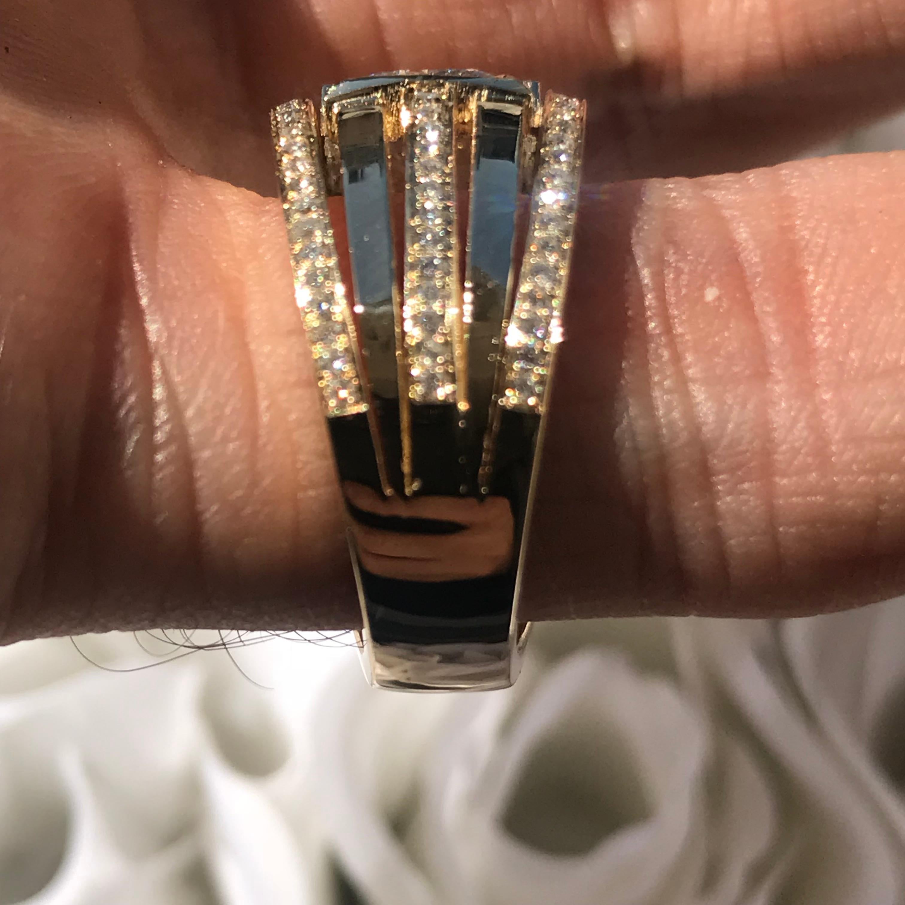 3,11 Karat TW Prinzessin mit Billionen 14 Karat Y, Ben Dannie (Moderne) im Angebot