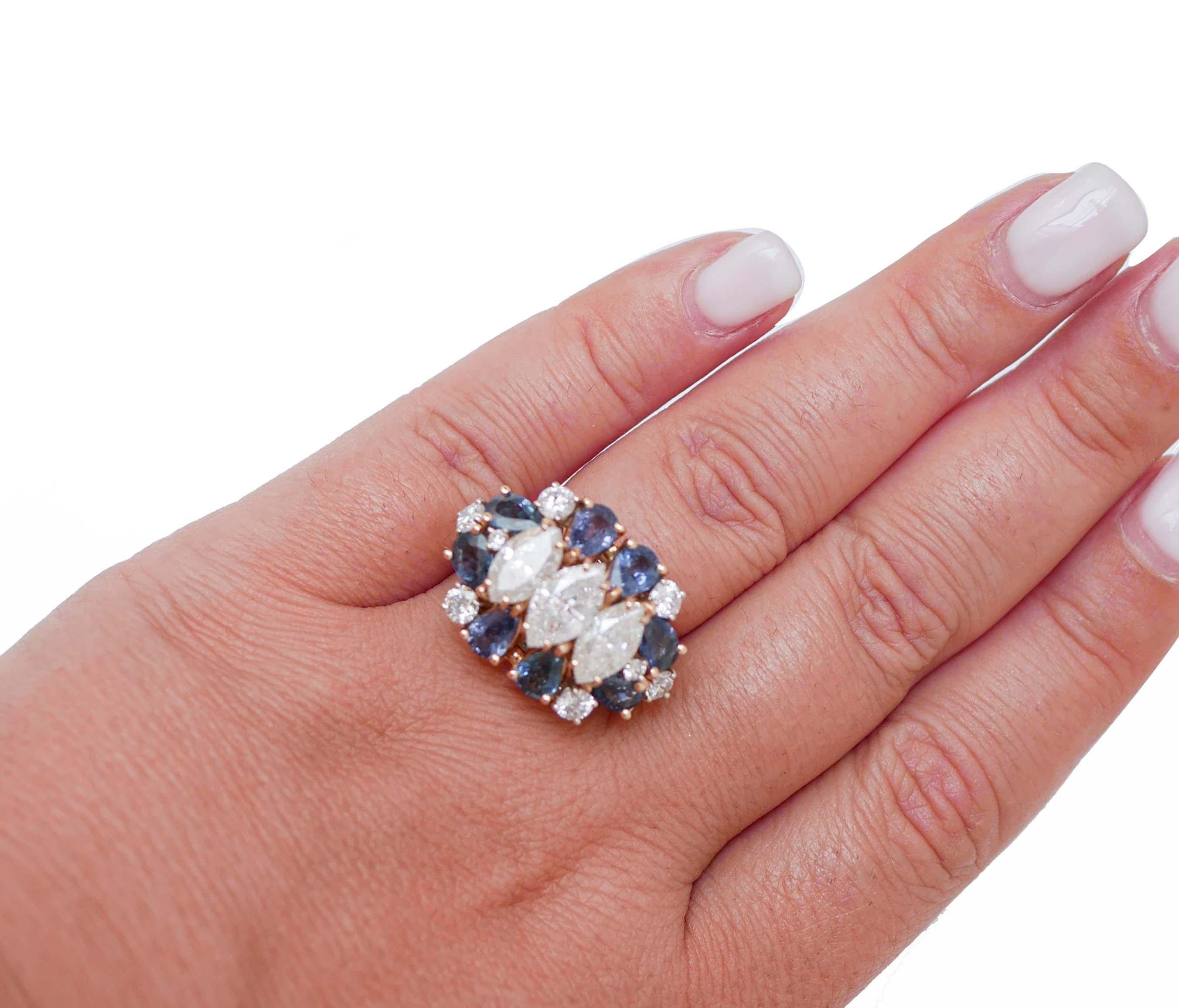 3.11 Carats Navette Diamonds, Diamonds, Sapphires, 14 Kt White Gold Ring In Good Condition For Sale In Marcianise, Marcianise (CE)