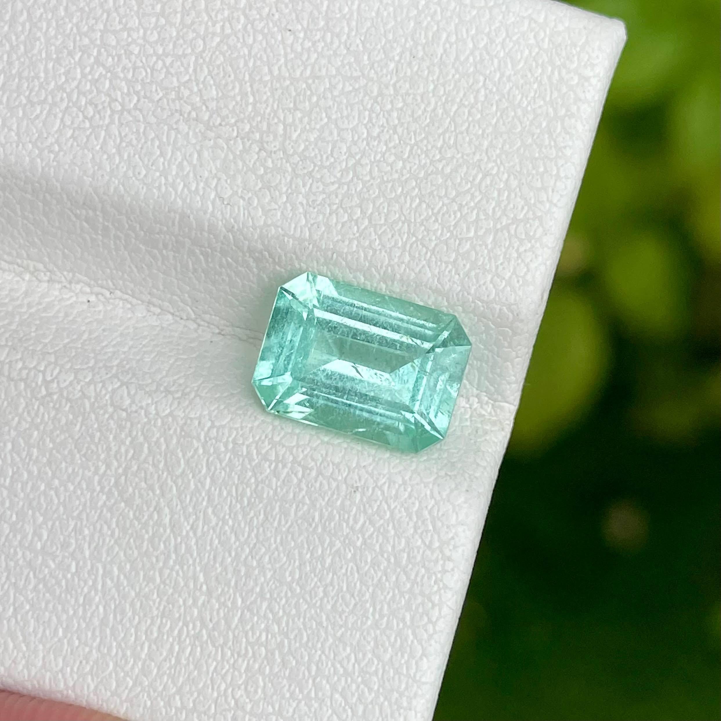 Women's or Men's 3.11 Carats Seafoam Loose Tourmaline Stone Emerald Cut Natural Afghan Gemstone For Sale