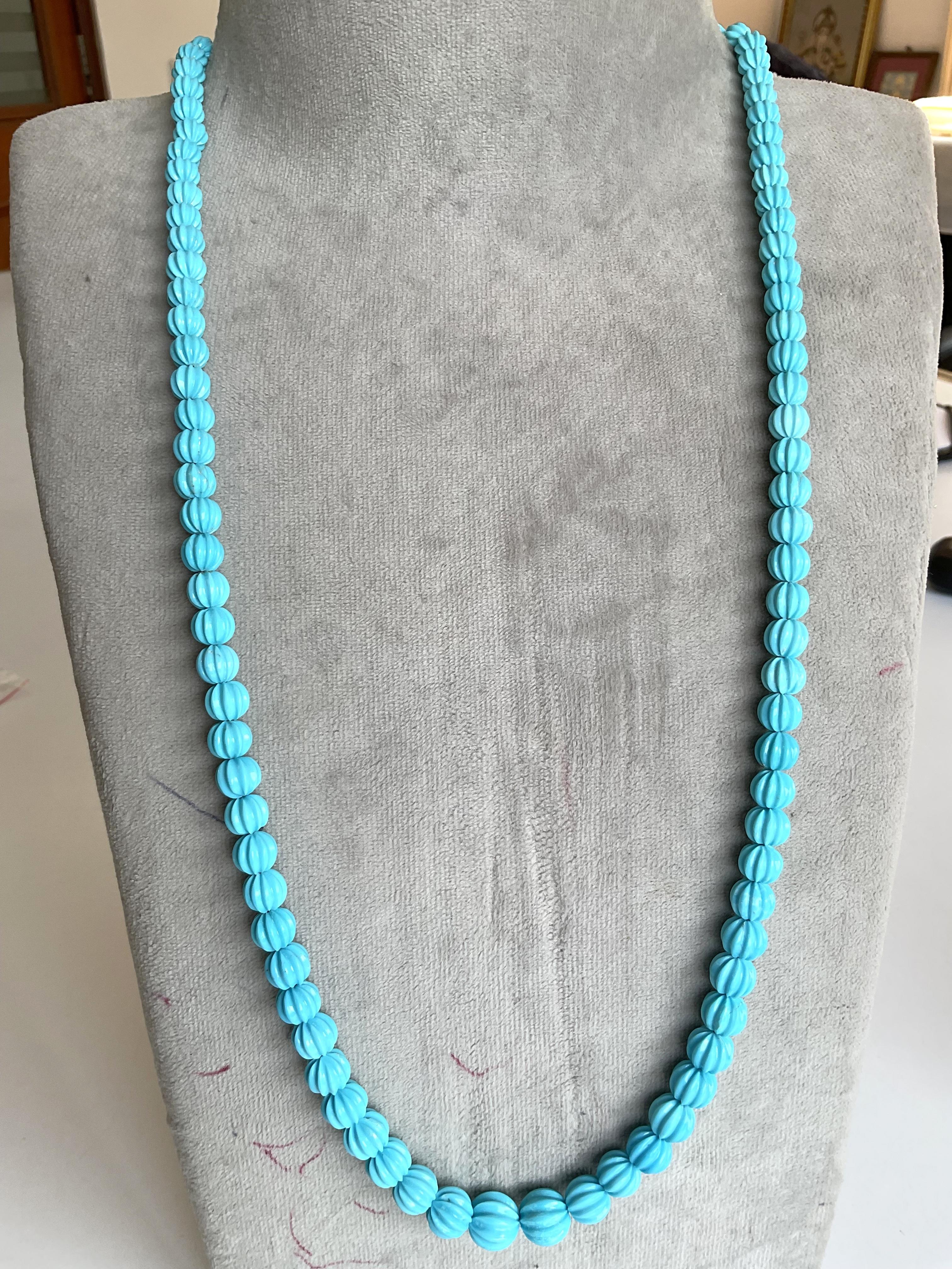 311.50 Carats Turquoise Melon Beads Necklace Top Quality Arizona Natural Gem

Gemstone - Turquoise 
Size: 6 To 12 MM
Weight: 311.50. Carats
Shape: Melon Beads
Strand - 1 Line
length : 31 Inch.