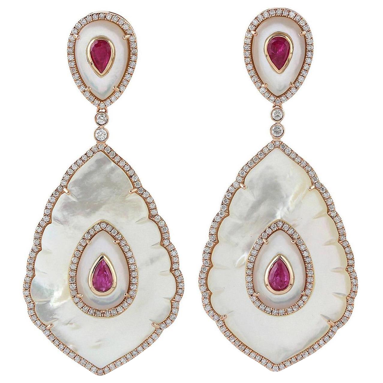 31.17 Carat Mother of Pearl Ruby Diamond 18 Karat Gold Taj Earrings For Sale