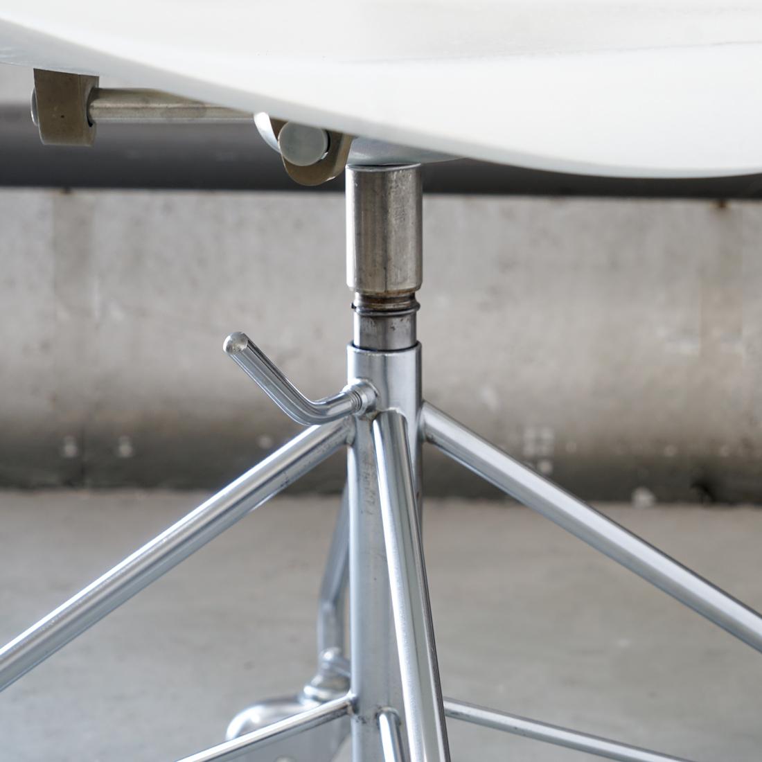 Laminated 3117 Model Series 7 Desk Chair by Arne Jacobsen for Fritz Hansen, Denmark