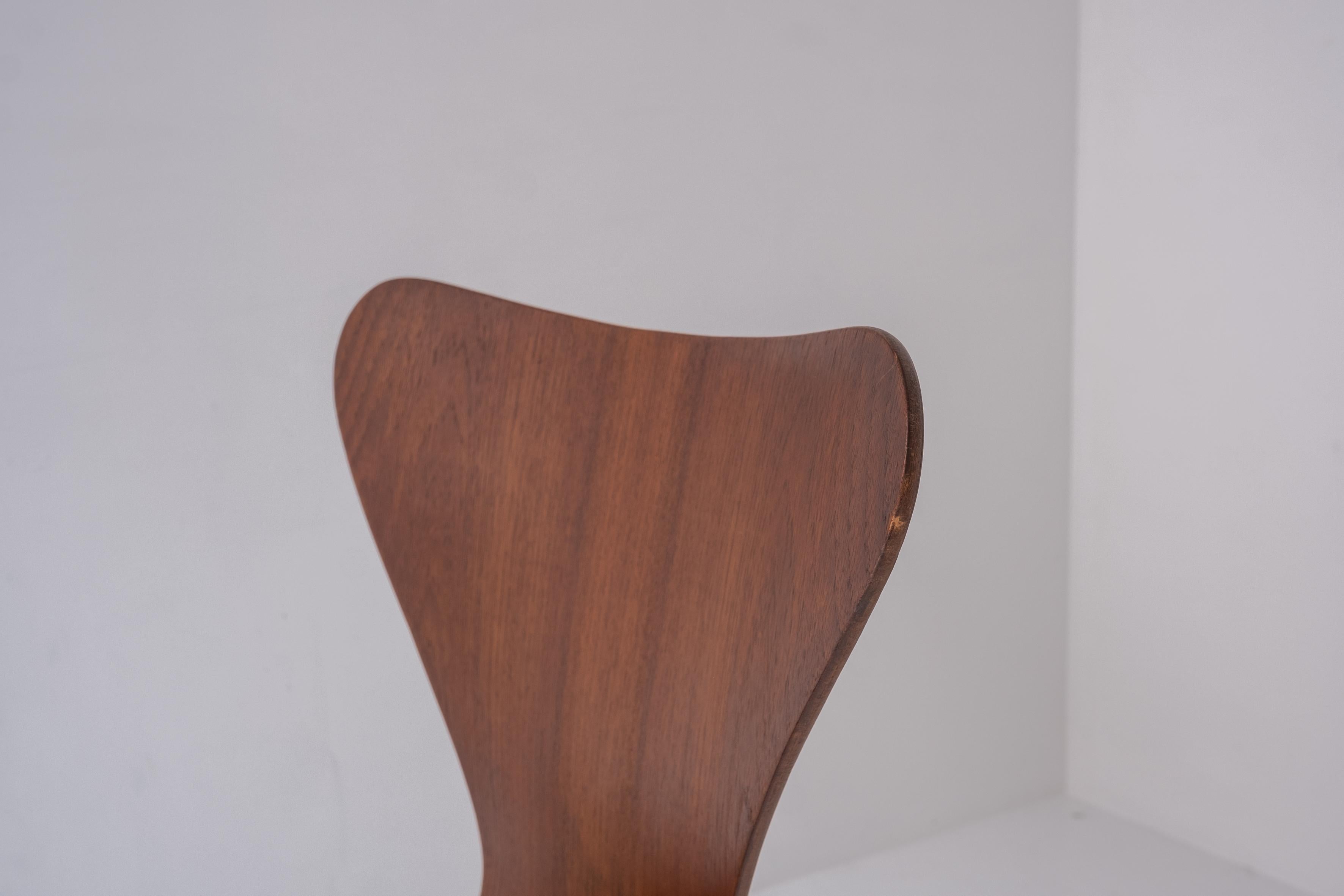 Mid-20th Century ‘3117’ Swivel Desk Chair by Arne Jacobsen for Fritz Hansen, Denmark, 1955