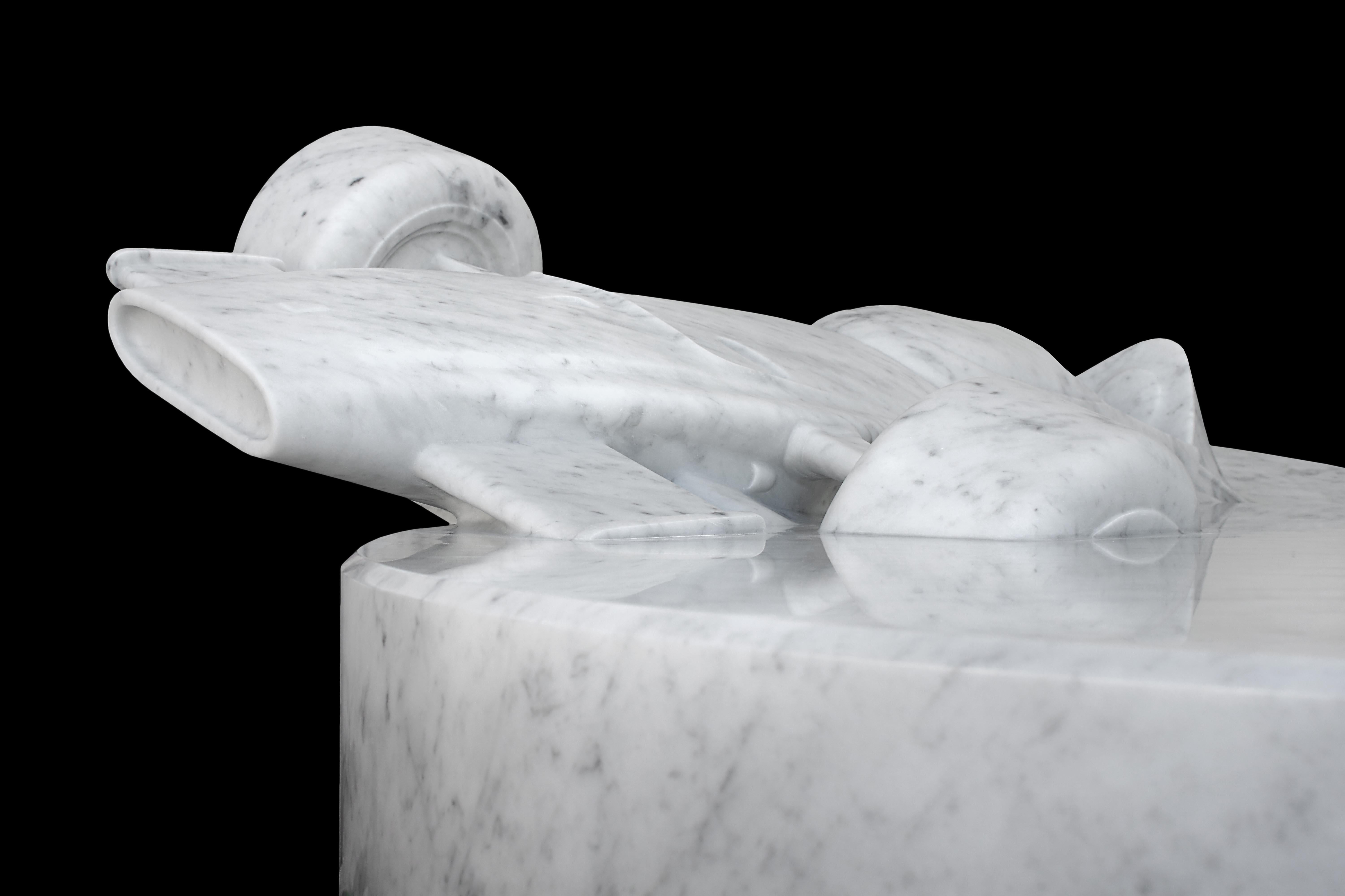 Postmoderno 312 B Tavolino Scultura in Marmo Bianco di Barberini & Gunnell in vendita